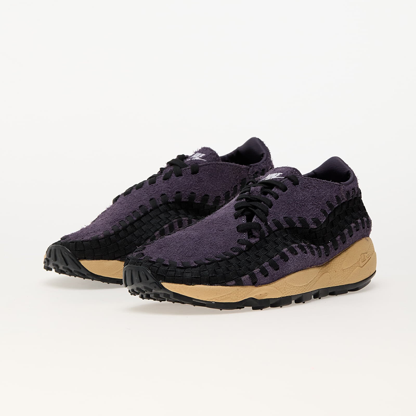 Nike Сникърси W Air Footscape Woven Dark Raisin/ White-Black-Sesame