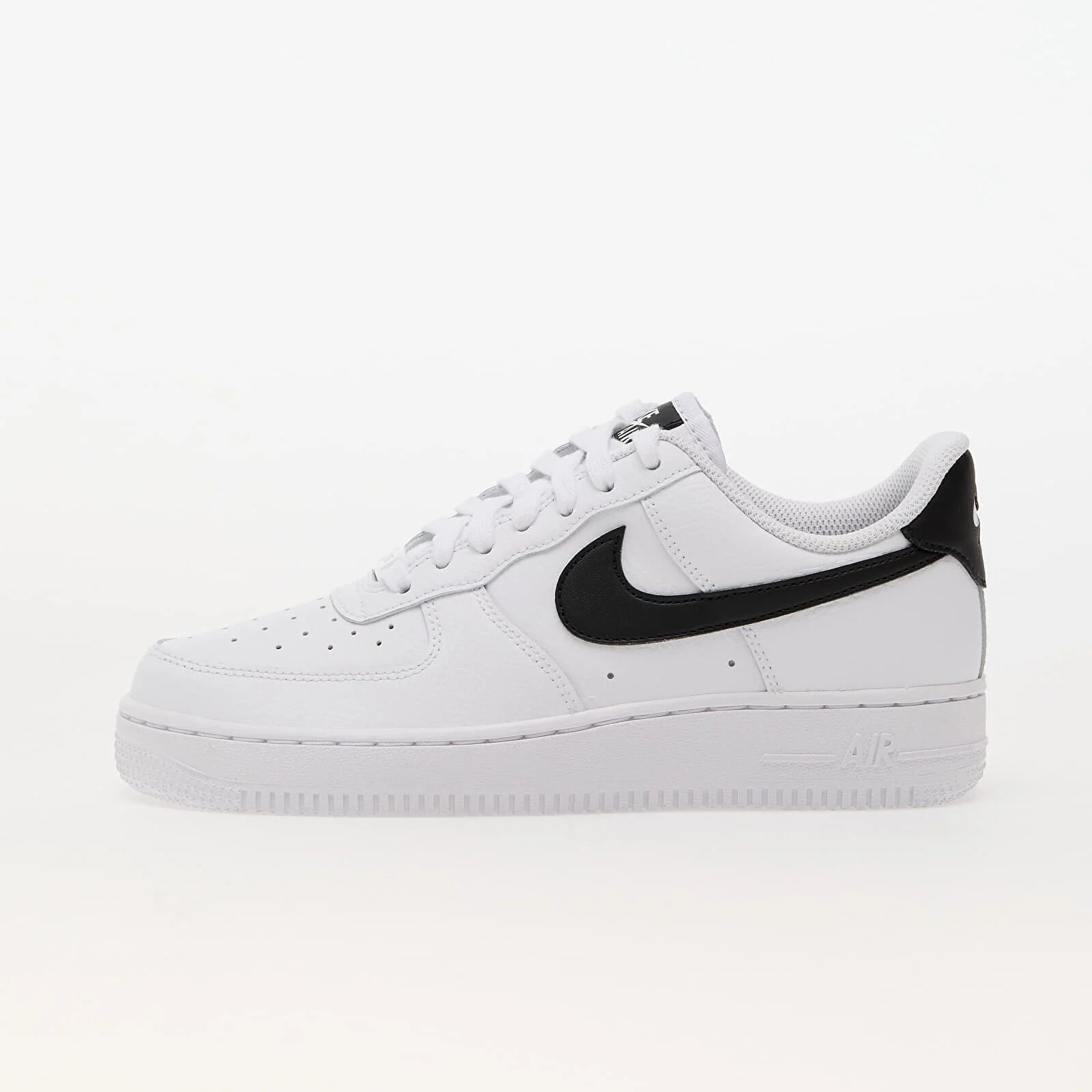 Nike Сникърси W Air Force 1 '07 White/ Black-White-White