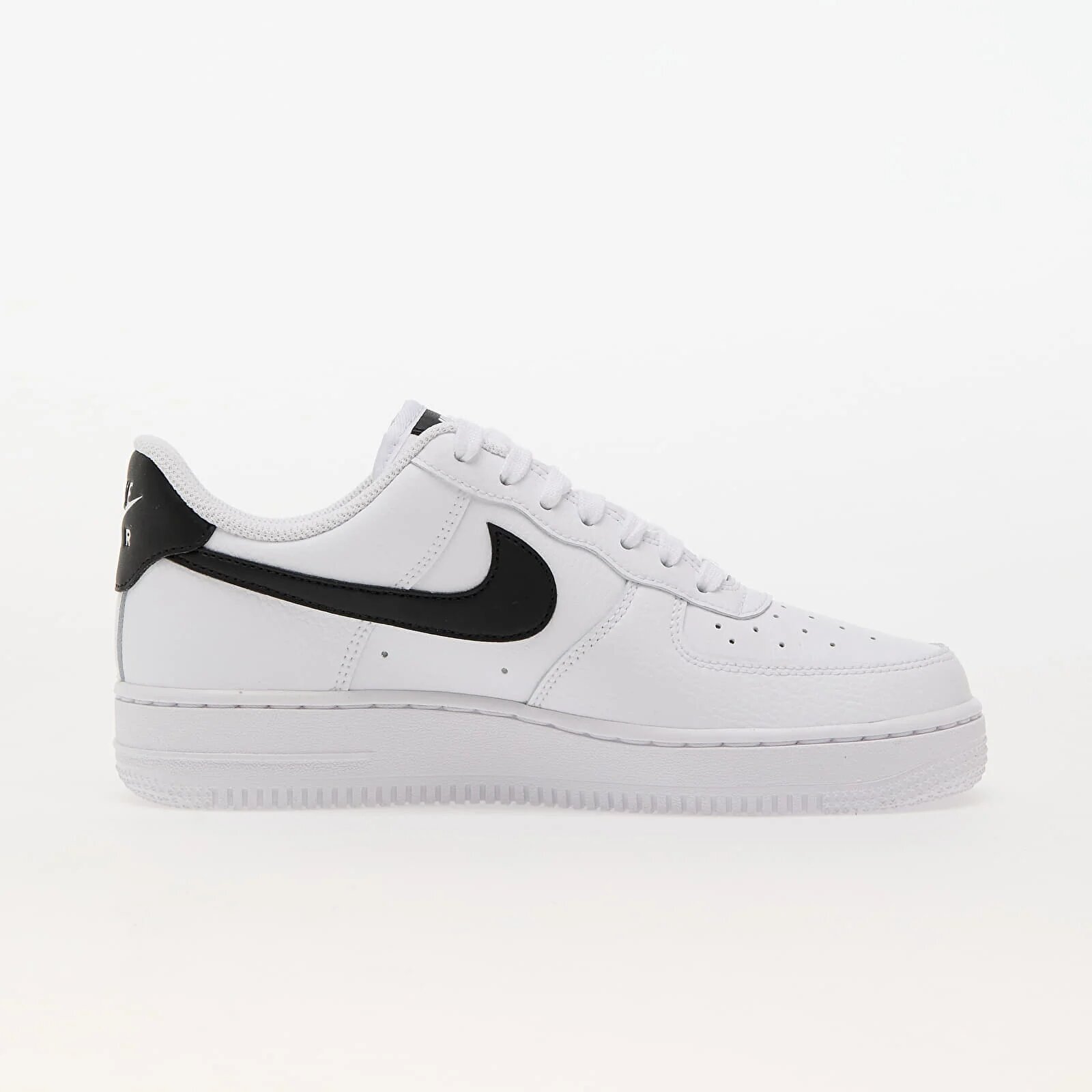 Nike Сникърси W Air Force 1 '07 White/ Black-White-White