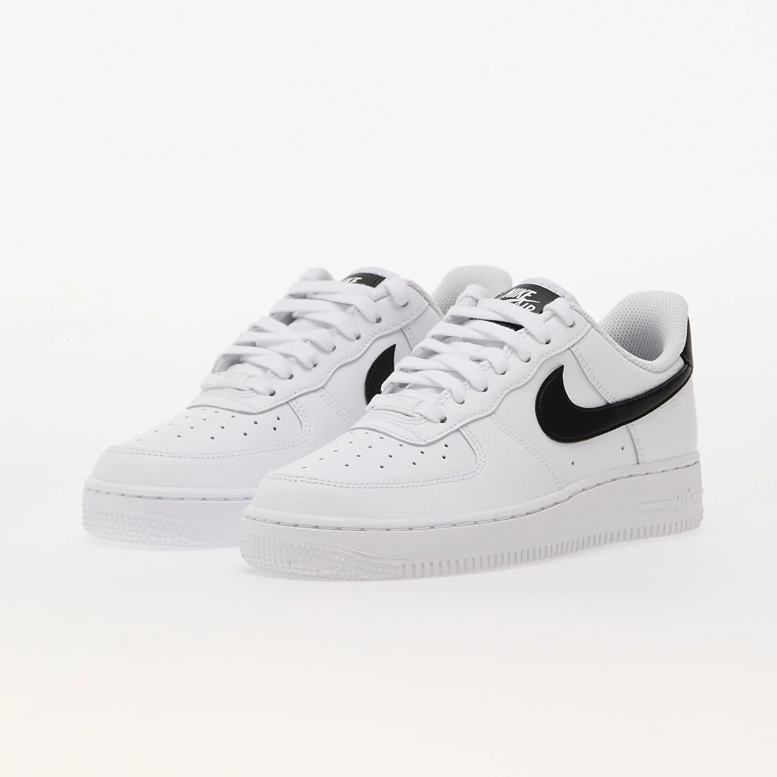 Nike Сникърси W Air Force 1 '07 White/ Black-White-White