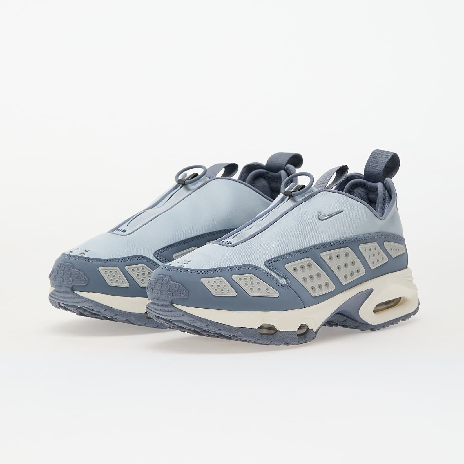 Nike Сникърси W Air Max Sndr Blue Tint/ Ashen Slate-Sail-Silver