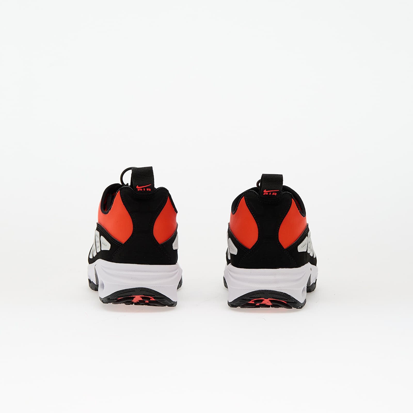 Nike Сникърси W Air Max Sndr Brt Crimson/ Black-Brt Ceramic-White-Silver