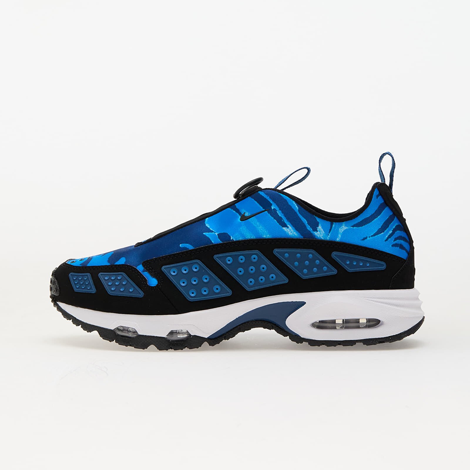 Nike Сникърси W Air Max Sndr Camo Court Blue/ Black-Aluminum-Blue Tint