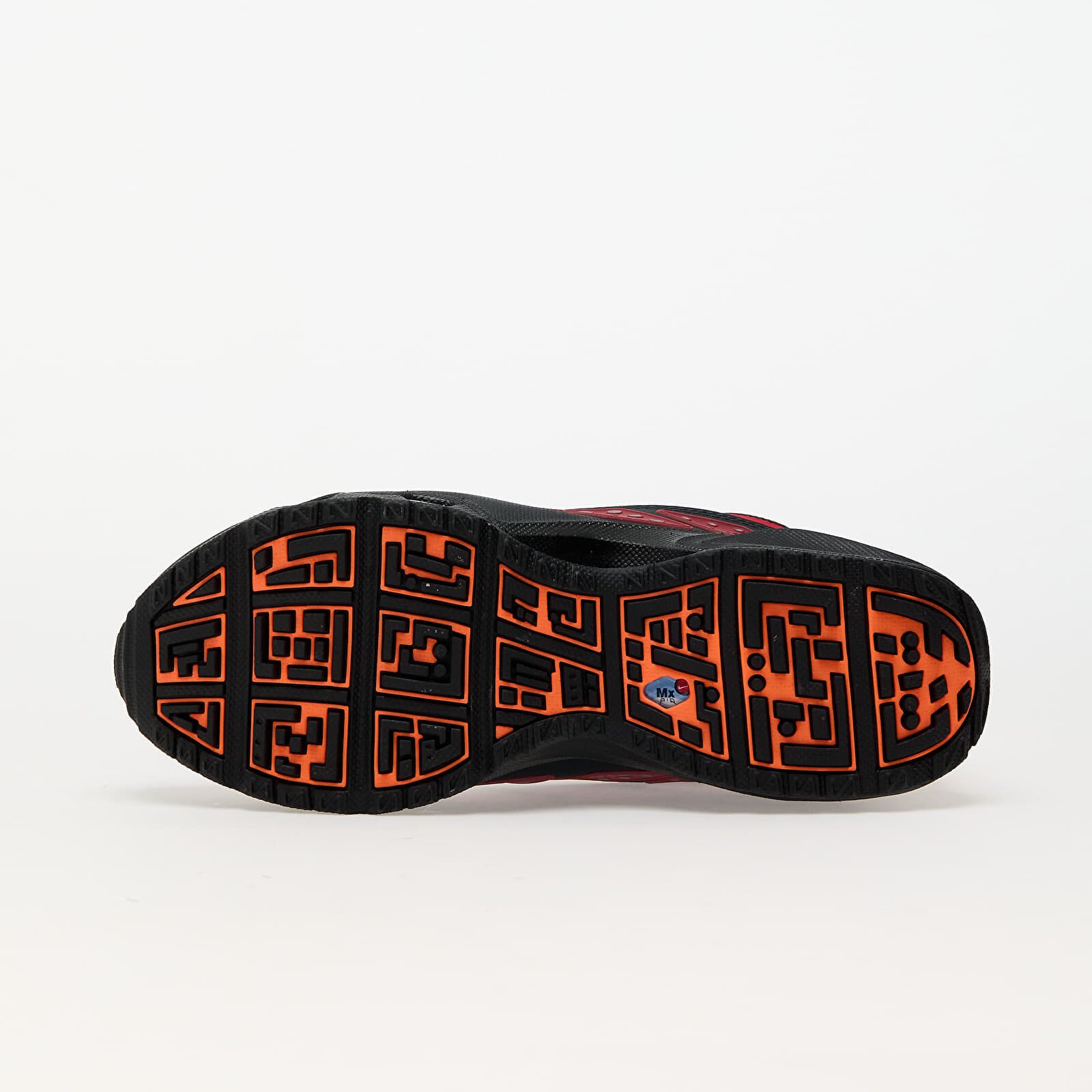 Nike Сникърси W Air Max Sndr Gtx Hyper Crimson/ Dk Smoke Grey-Fire Red