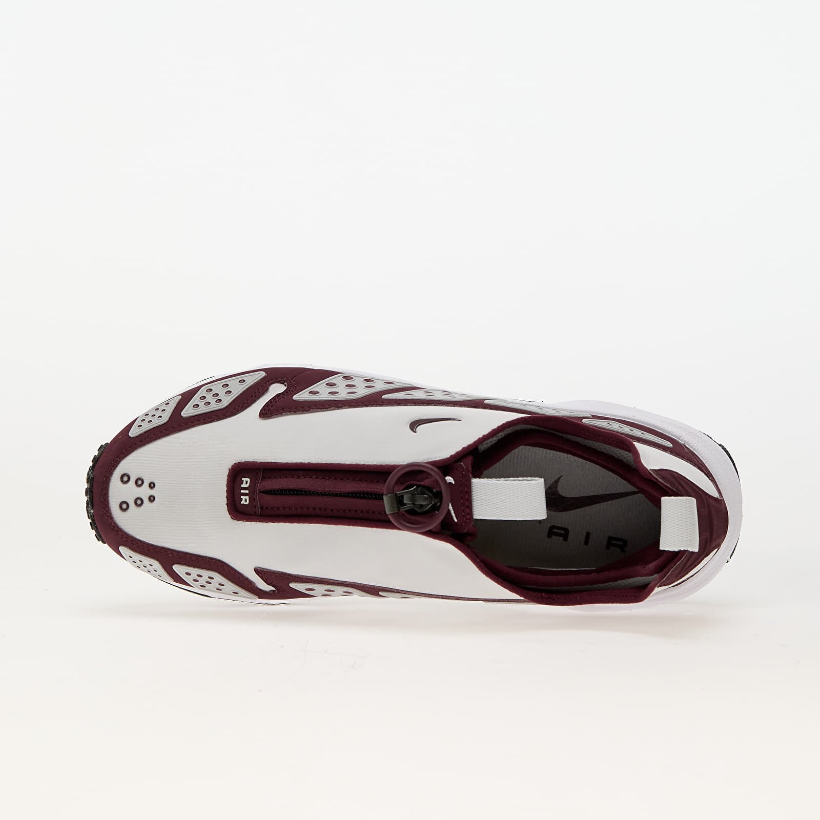 Nike Сникърси W Air Max SNDR Photon Dust/ Night Maroon-Black-White