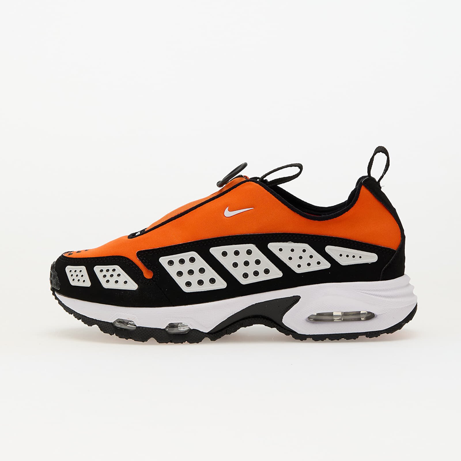 Nike Сникърси W Air Max SNDR Safety Orange/ White-Black-Silver