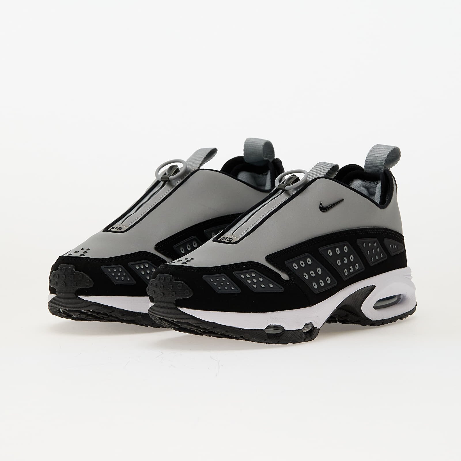Nike Сникърси W Air Max Sndr Silver/ Black-White-Anthracite