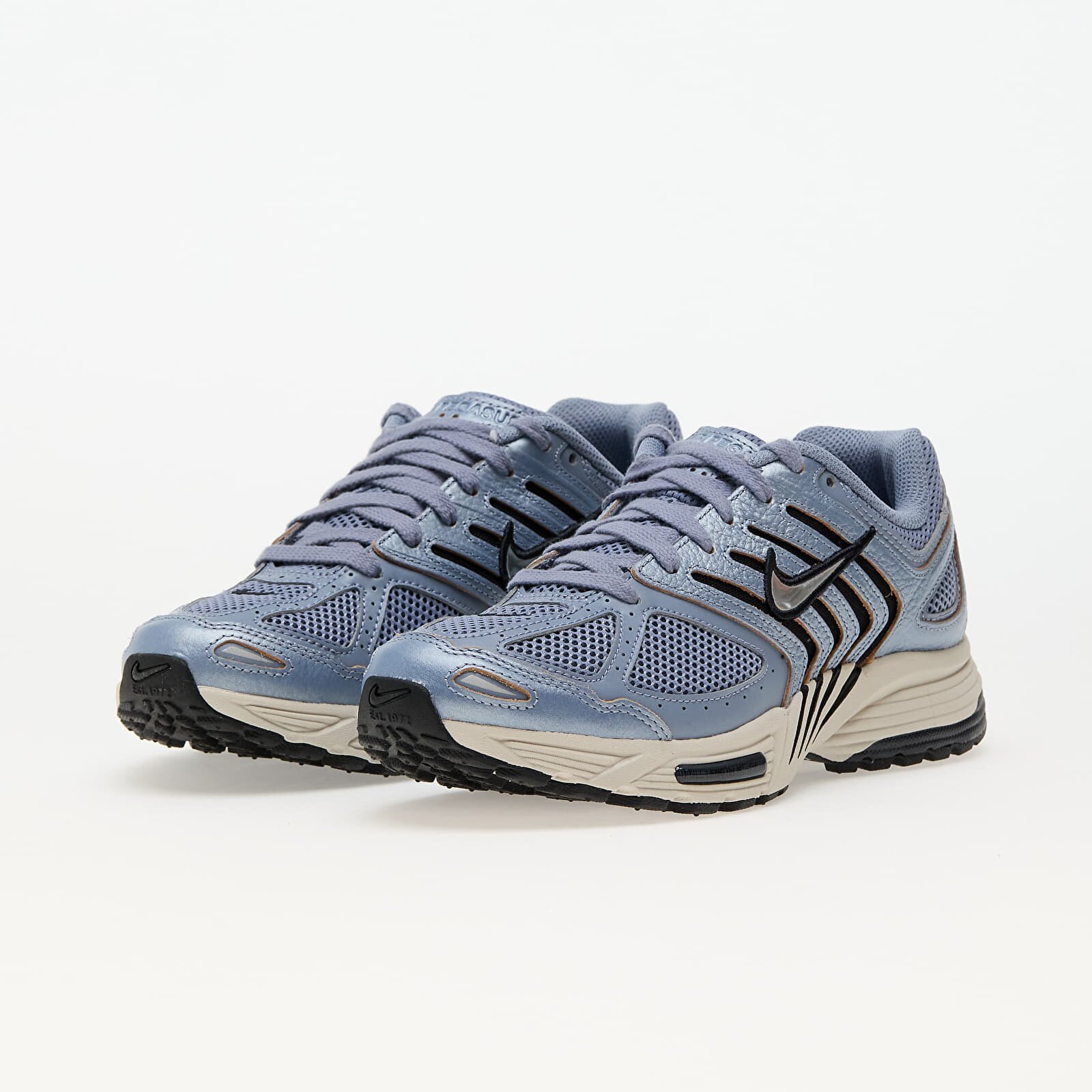 Nike Сникърси W Air Pegasus 2005 C.O.R Ashen Slate/ Chrome-Lt Orewood Brn