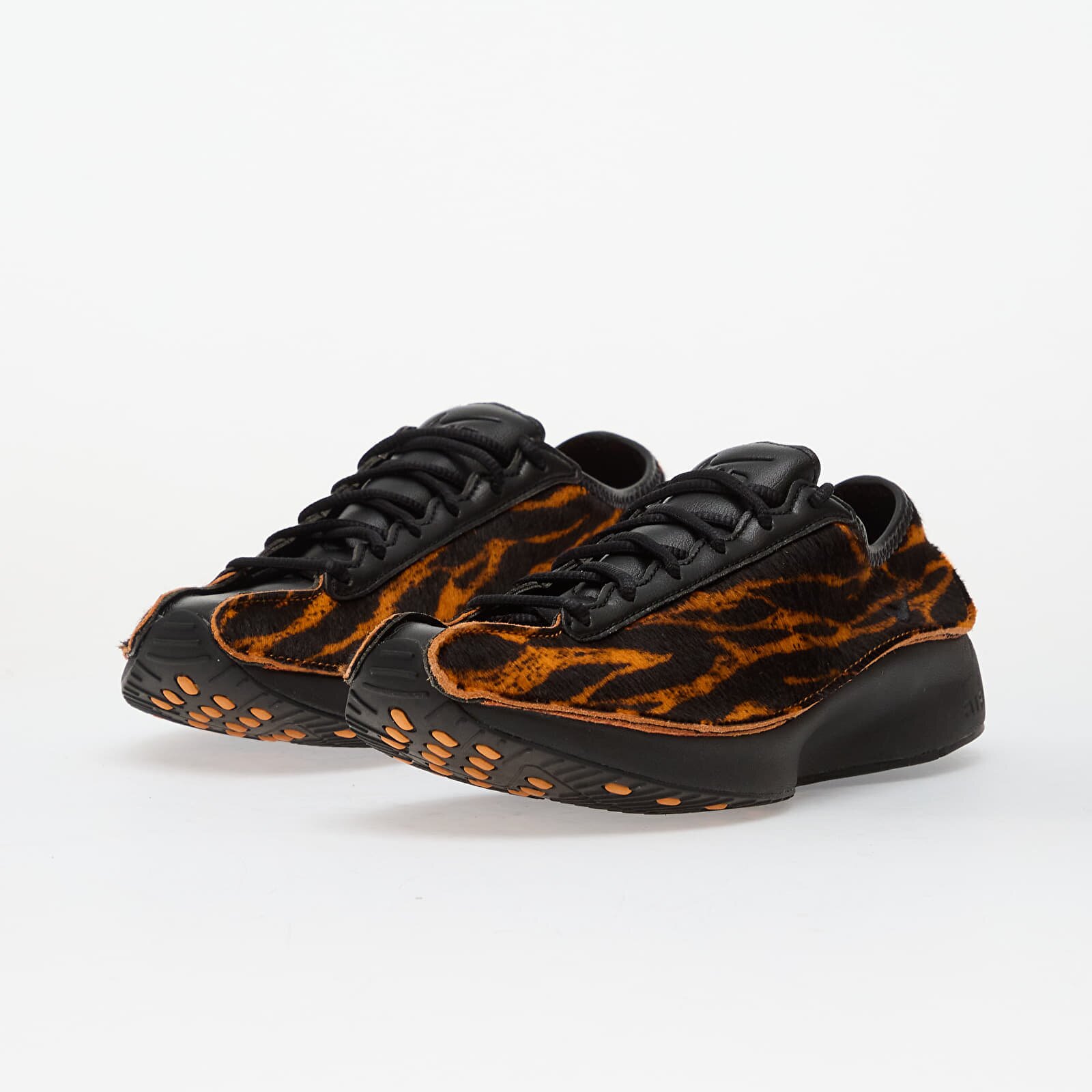 Nike Сникърси W Air Superfly Lx Alpha Orange/ Black