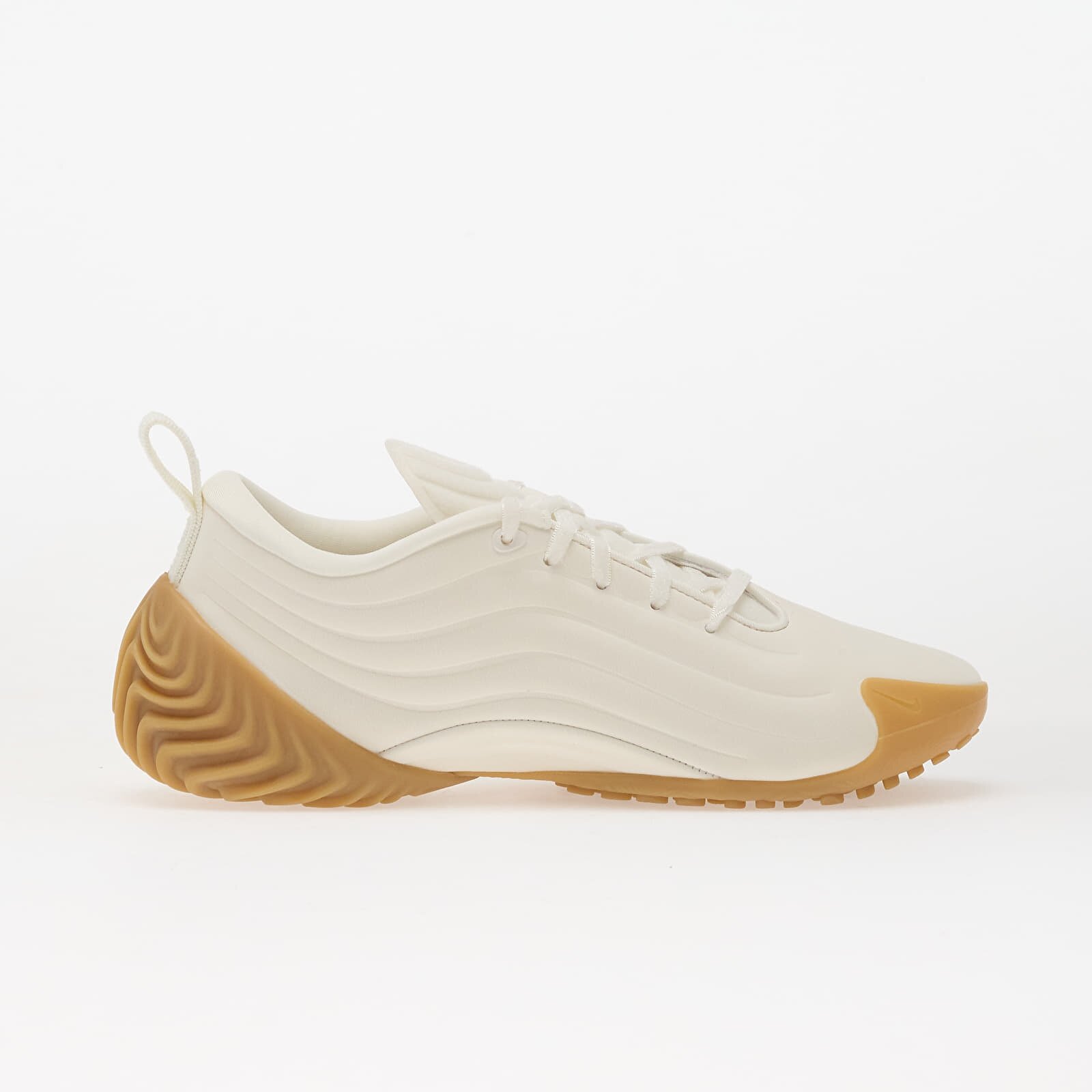 Nike Сникърси W Astra Ultra Sail/ Metallic Silver-Gum Light Brown