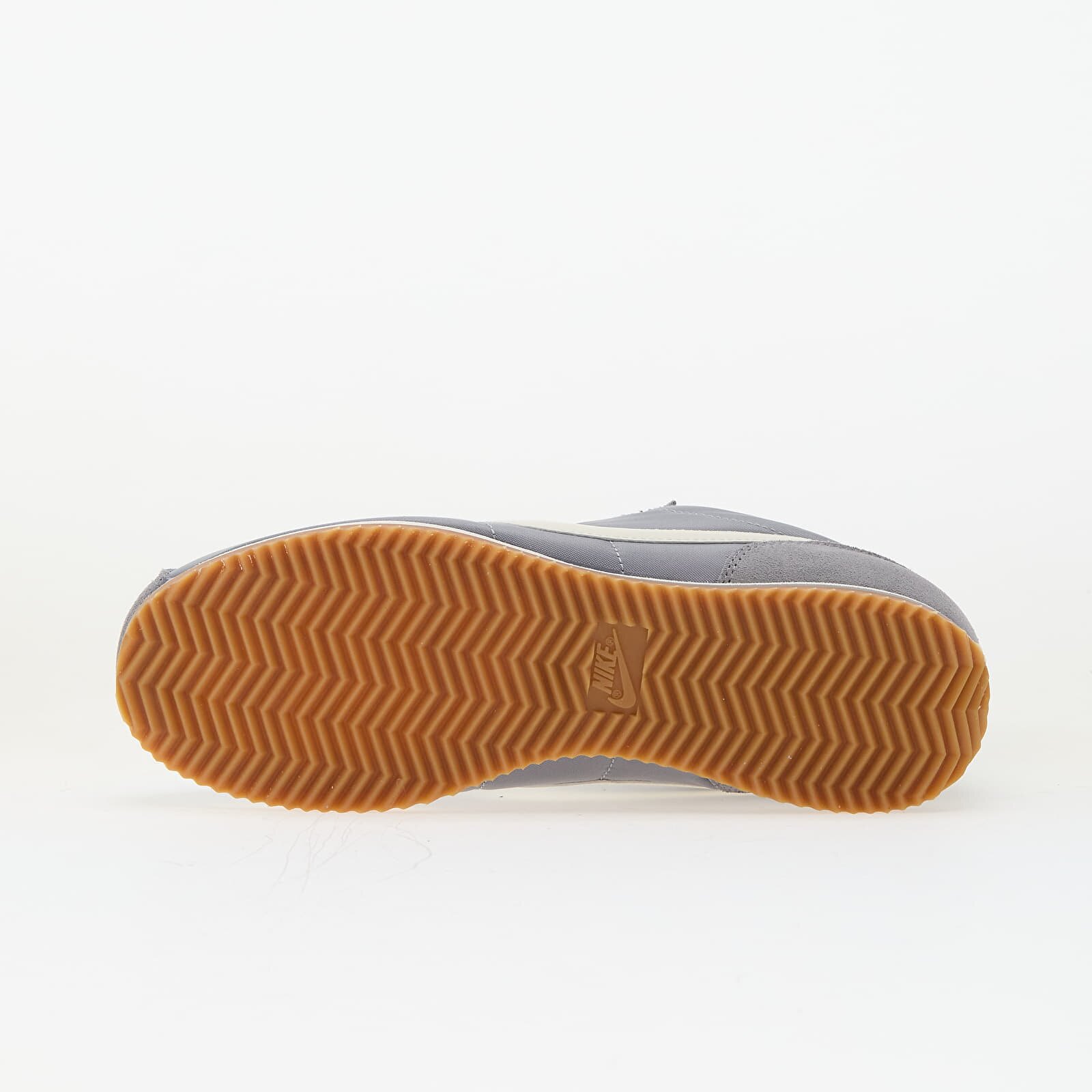 Nike Сникърси W Cortez Textile Cement Grey/ Sail-Gum Light Brown