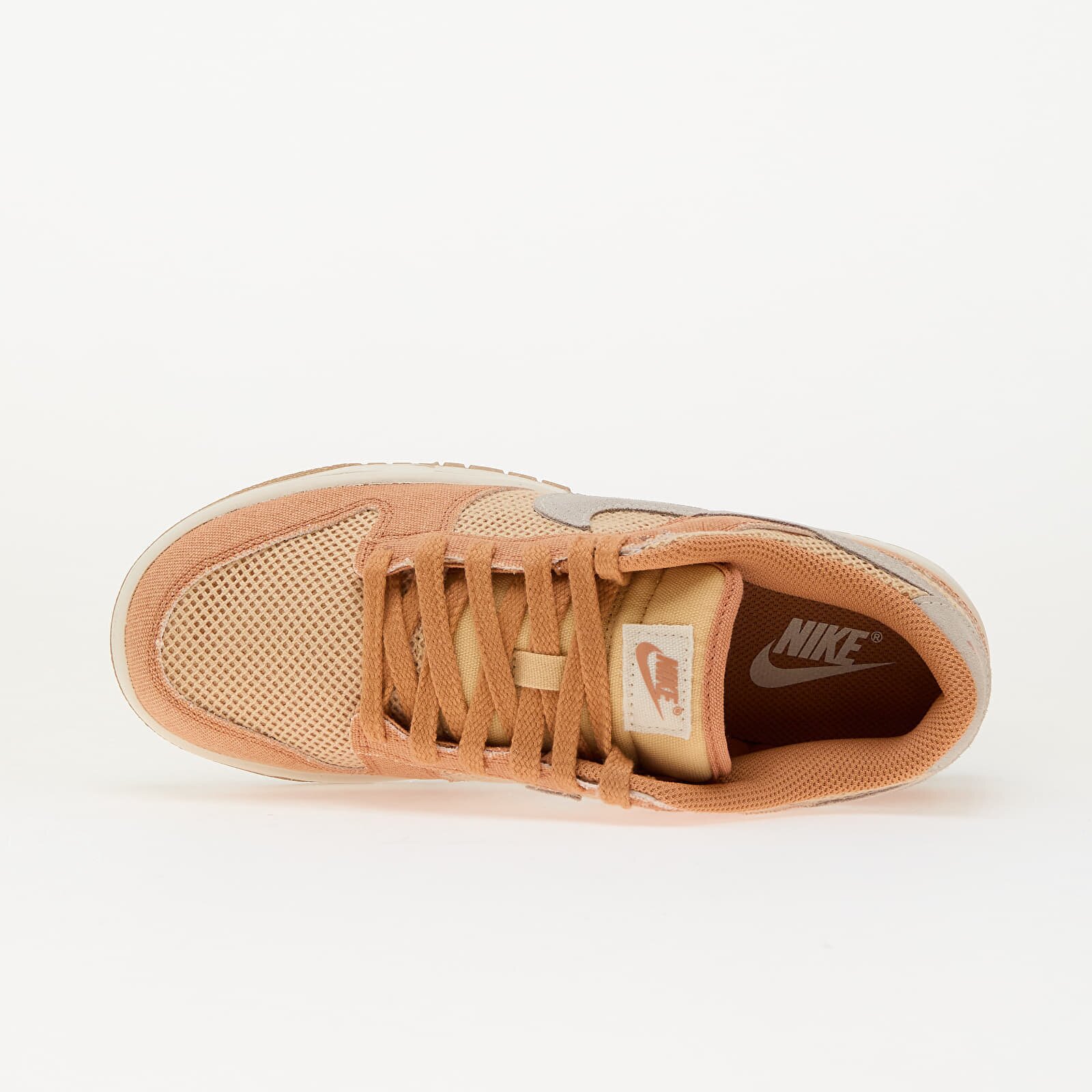 Nike Сникърси W Dunk Low Nn Se Amber Brown/ Pale Ivory-White Onyx