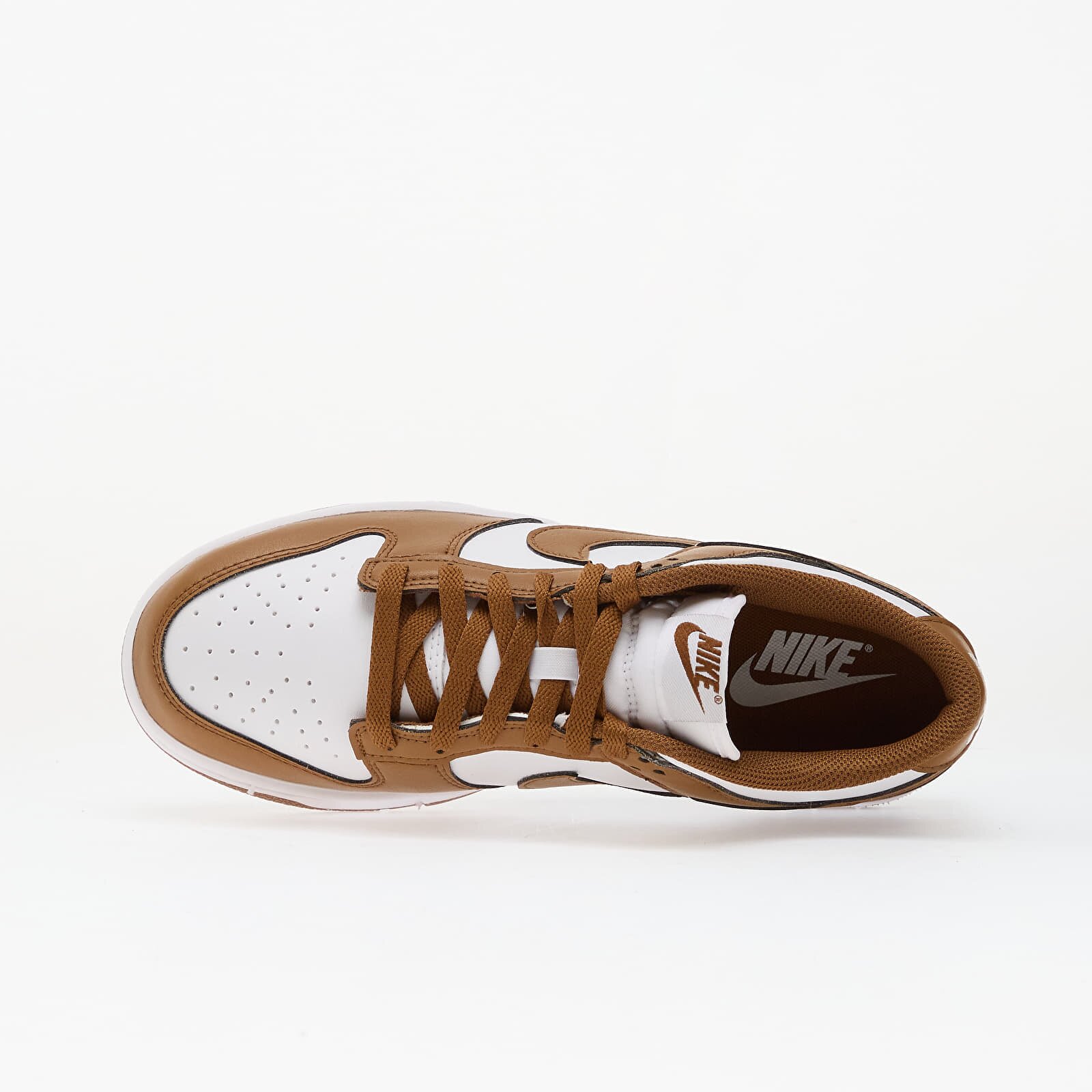 Nike Сникърси W Dunk Low Sail/ Lt British Tan-White