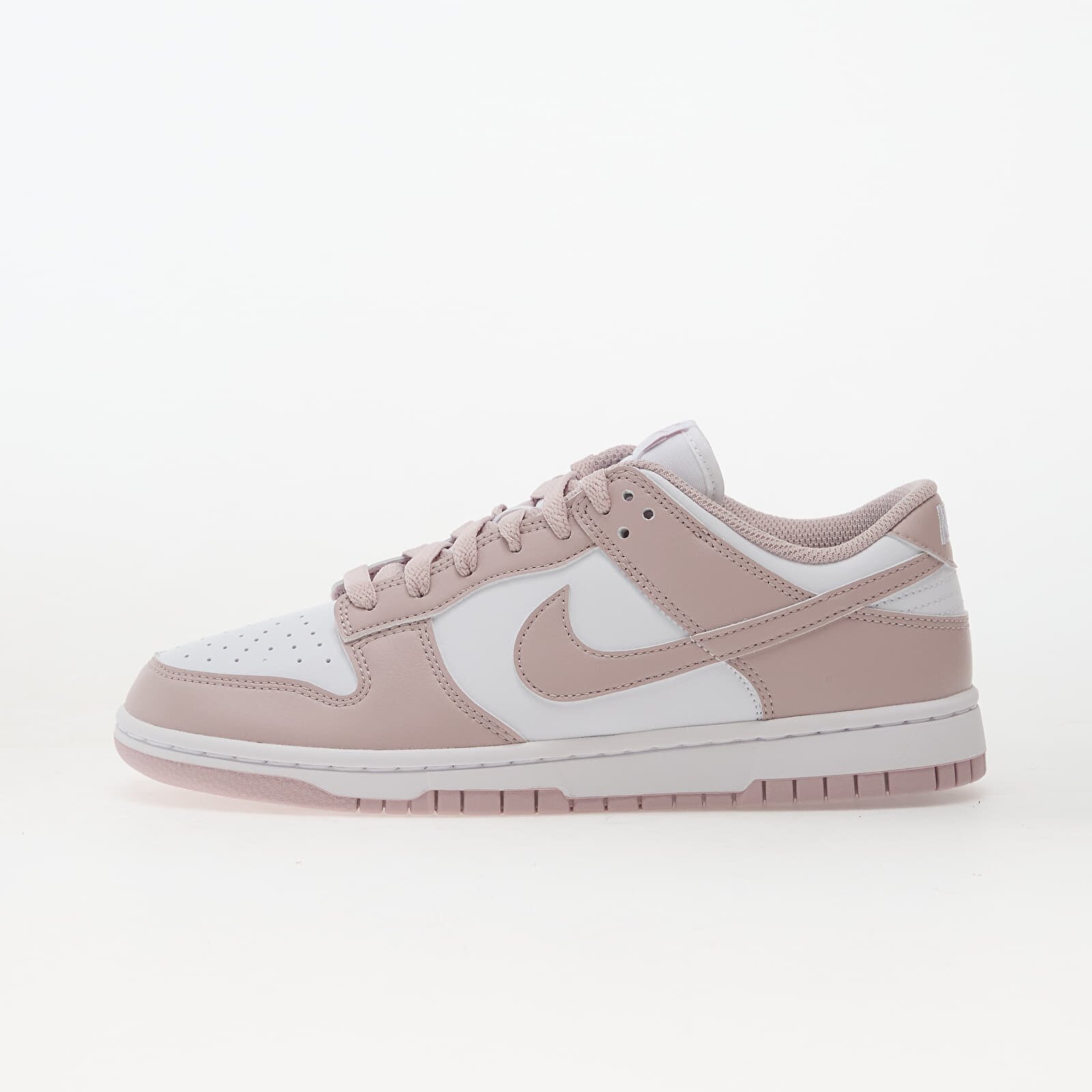 Nike Сникърси W Dunk Low White/ Particle Rose-White