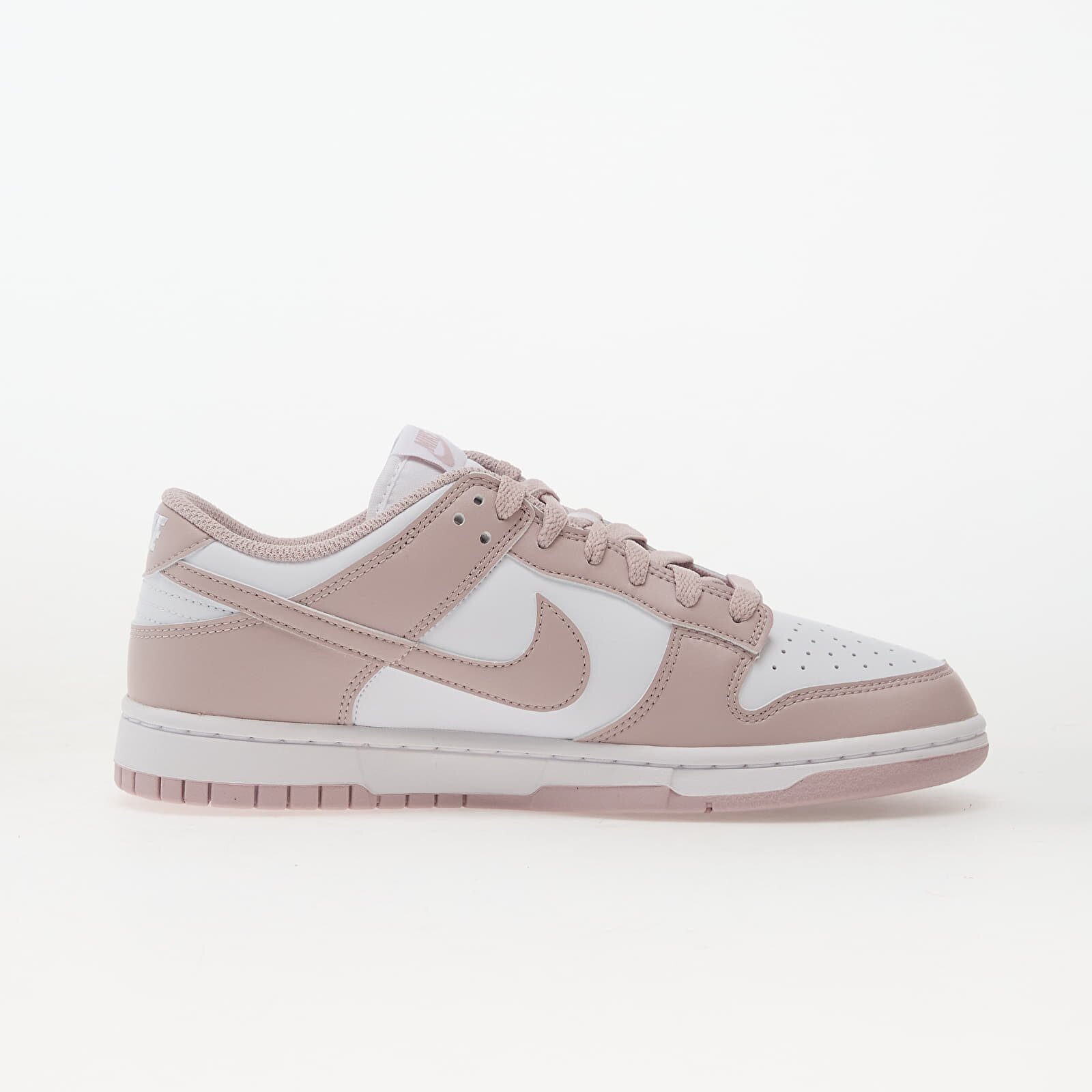 Nike Сникърси W Dunk Low White/ Particle Rose-White