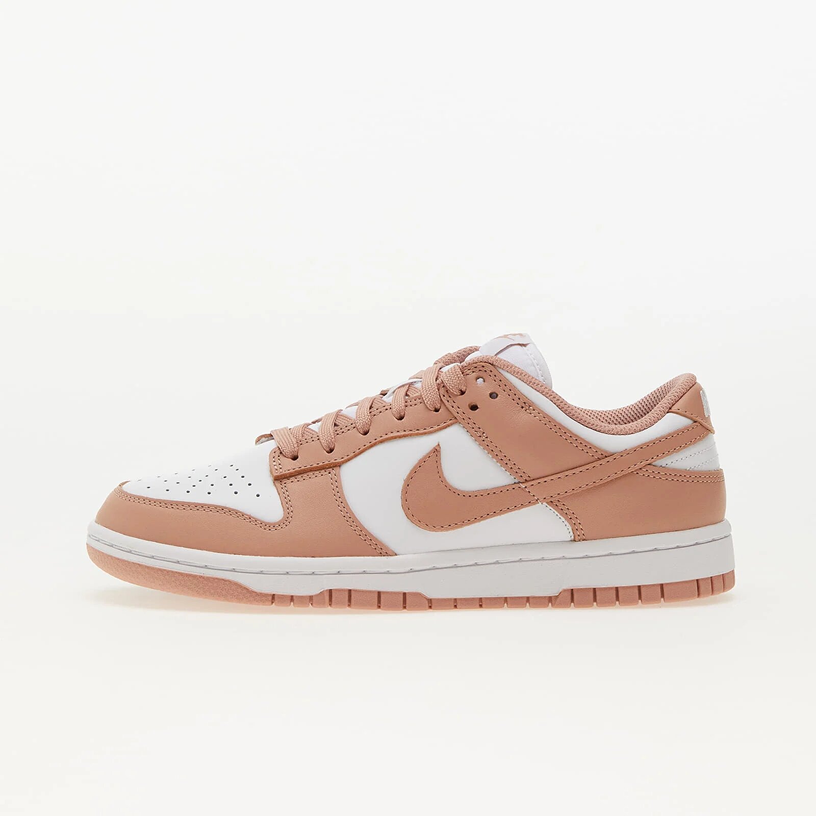 Nike Сникърси W Dunk Low White/ Rose Whisper