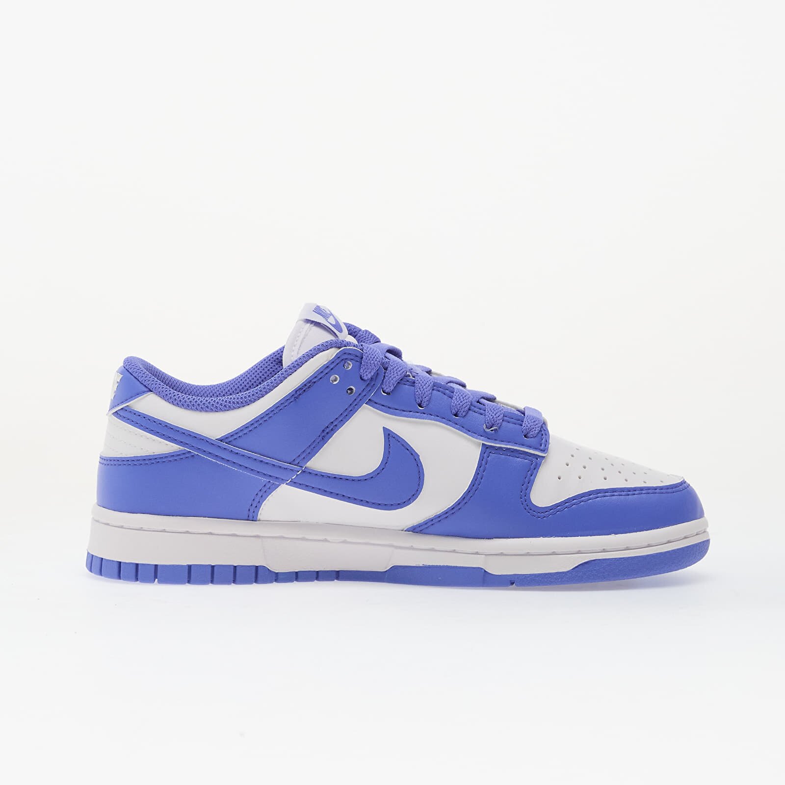 Nike Сникърси W Dunk Low White/ Sapphire-White