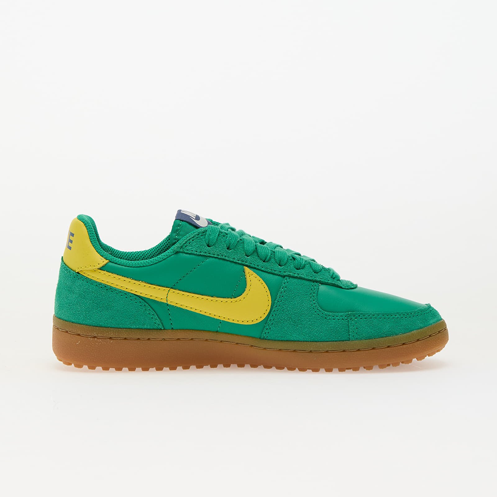 Nike Сникърси W Field General Stadium Green/ Lightening-Sail