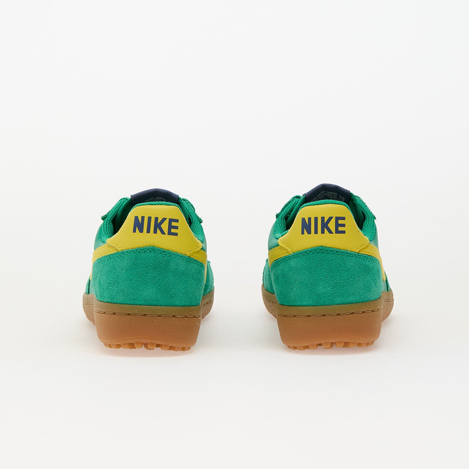 Nike Сникърси W Field General Stadium Green/ Lightening-Sail