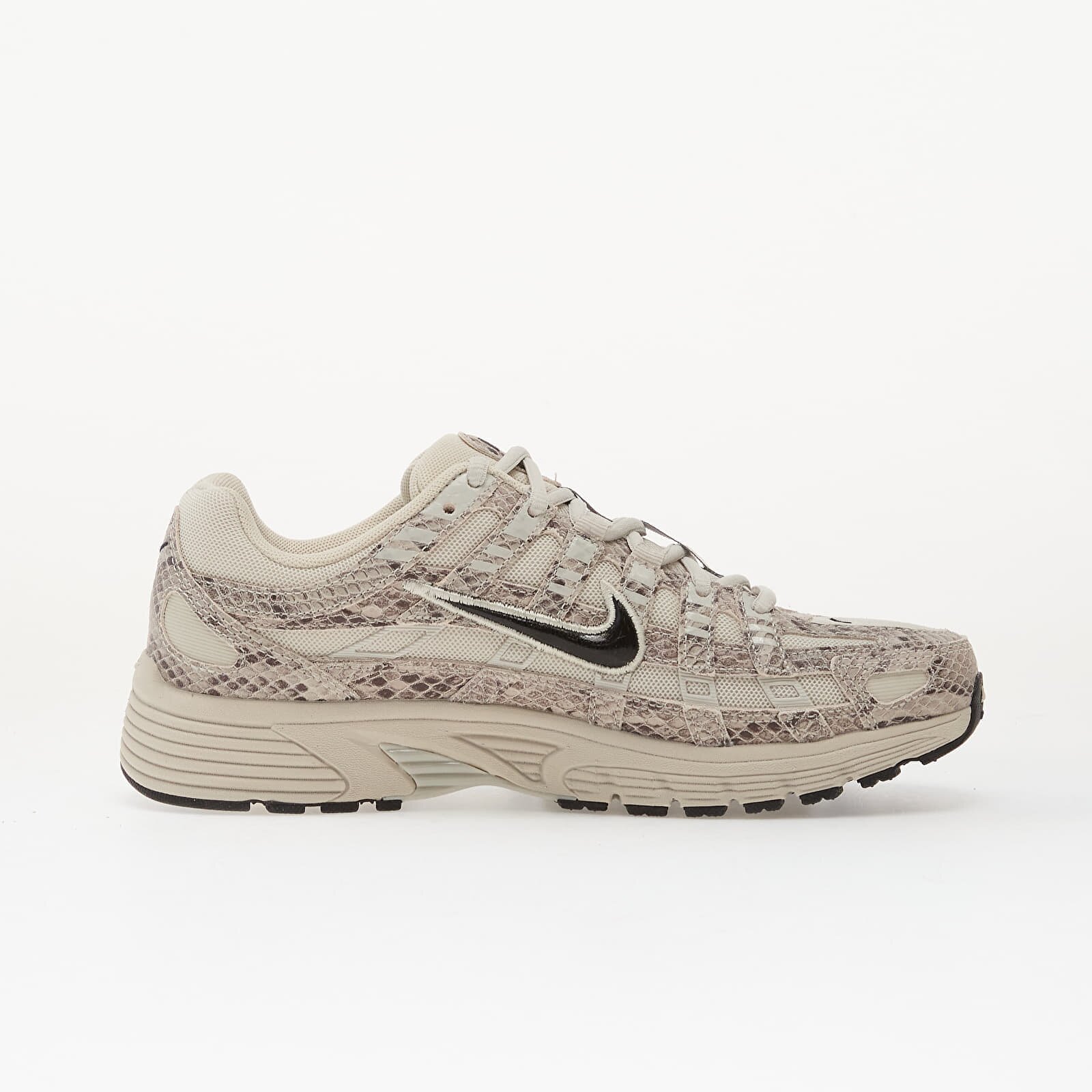 Nike Сникърси W P-6000 Se Light Bone/ Light Bone-Black