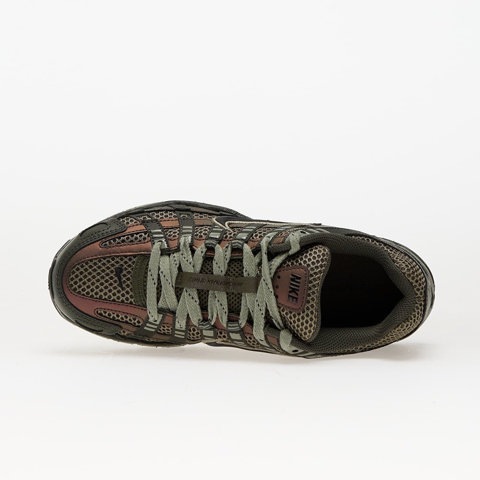 Nike Сникърси W P-6000 Se Sequoia/ Black-Cargo Khaki-Lt Army