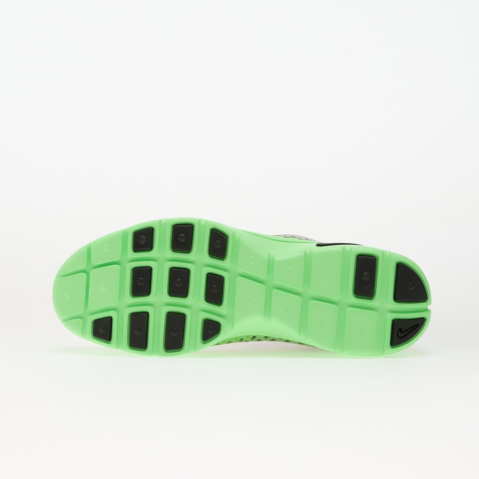 Nike Сникърси W Rejuven8 Run Og Sp Qs Metallic Silver/ Black-Voltage Green
