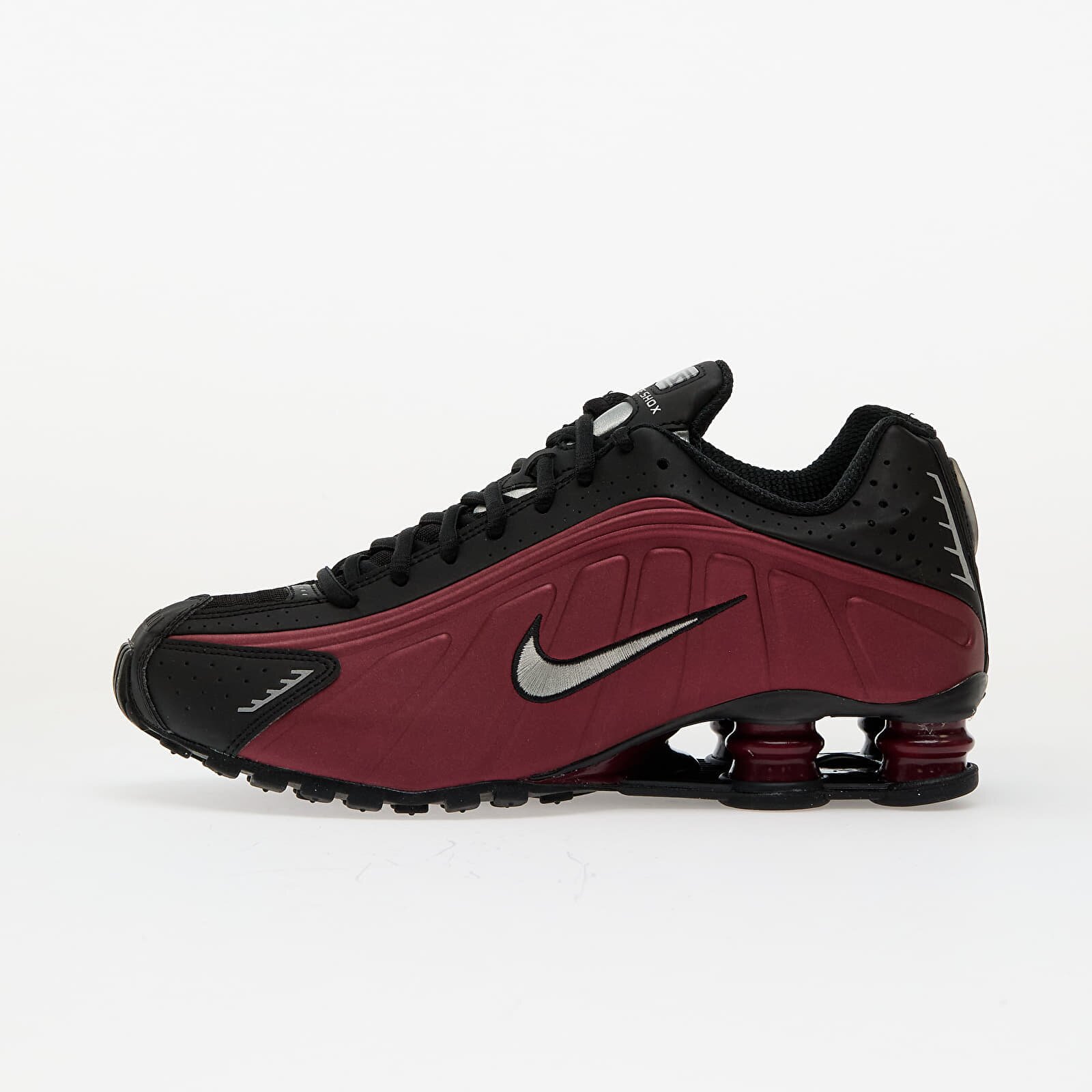 Nike Сникърси W Shox R4 Black/ Metallic Silver-Team Red