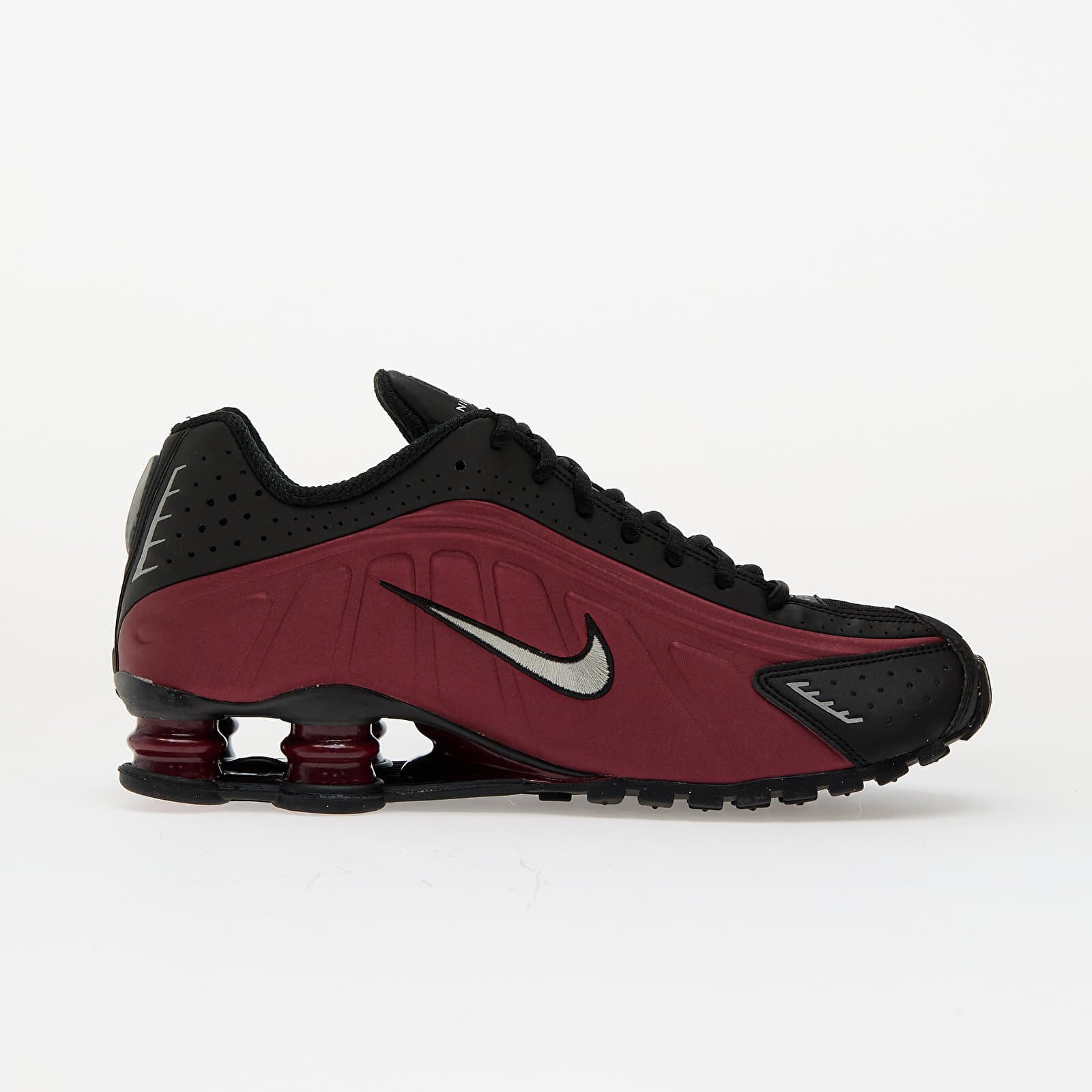 Nike Сникърси W Shox R4 Black/ Metallic Silver-Team Red
