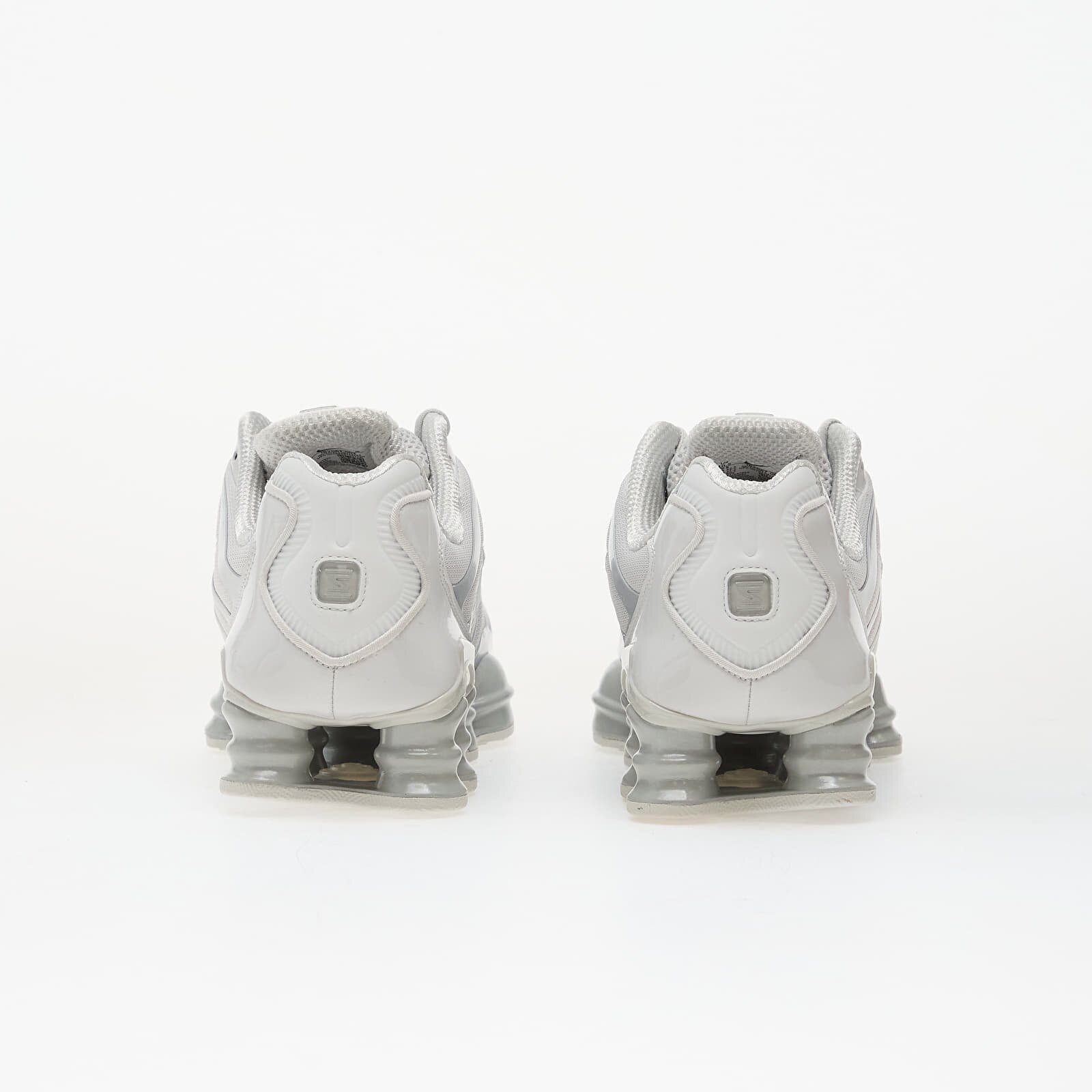 Nike Сникърси W Shox Tl Photon Dust/ Photon Dust-Metallic Silver