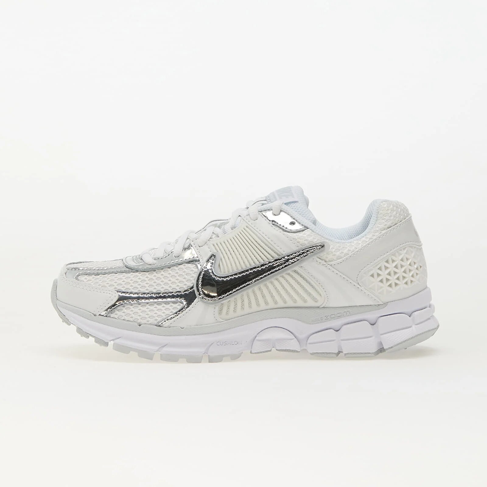 Nike Сникърси W Zoom Vomero 5 Gold White/ Metallic Silver-Summit White