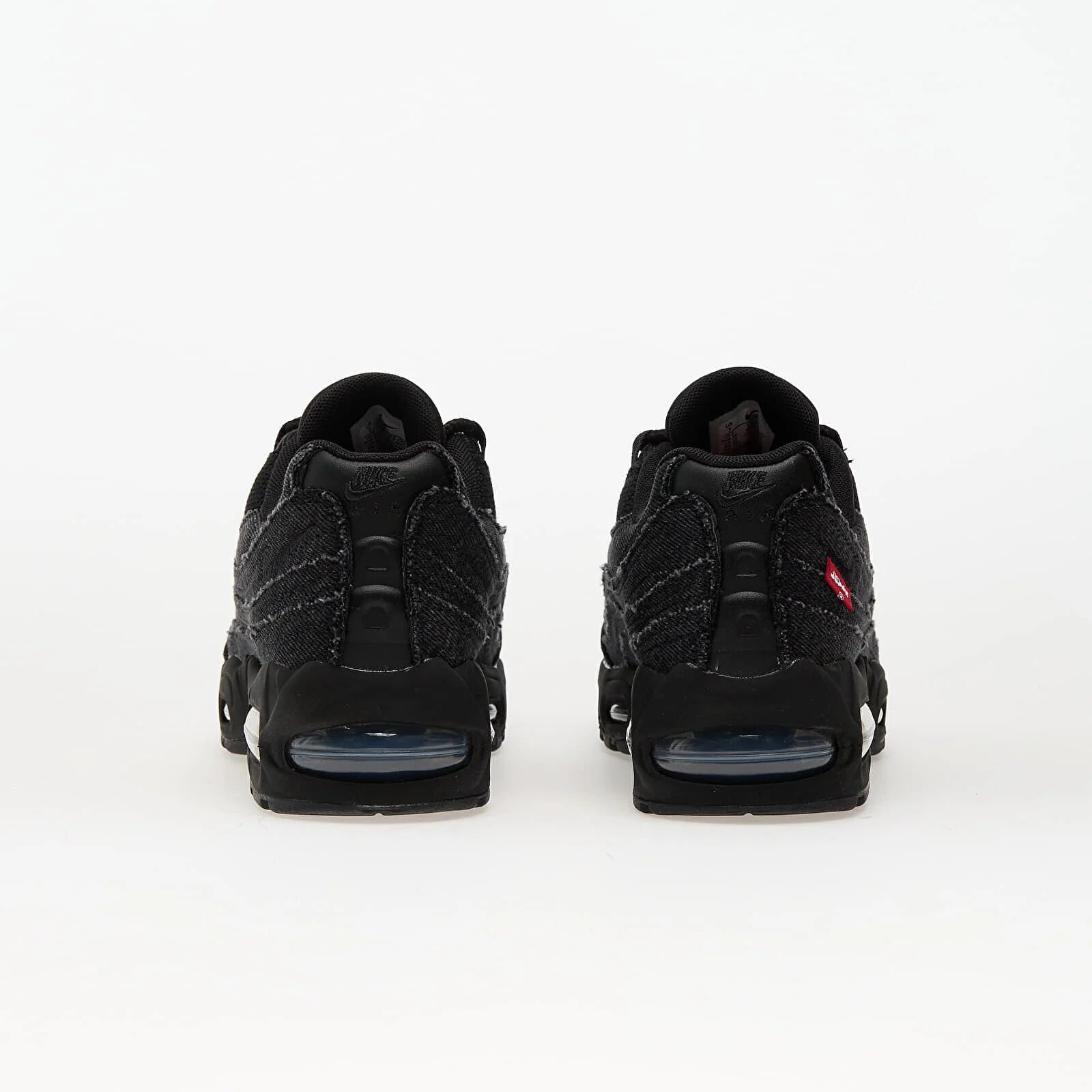 Nike Сникърси x Levi's Air Max 95 Og Black/ Black-Anthracite-Gym Red