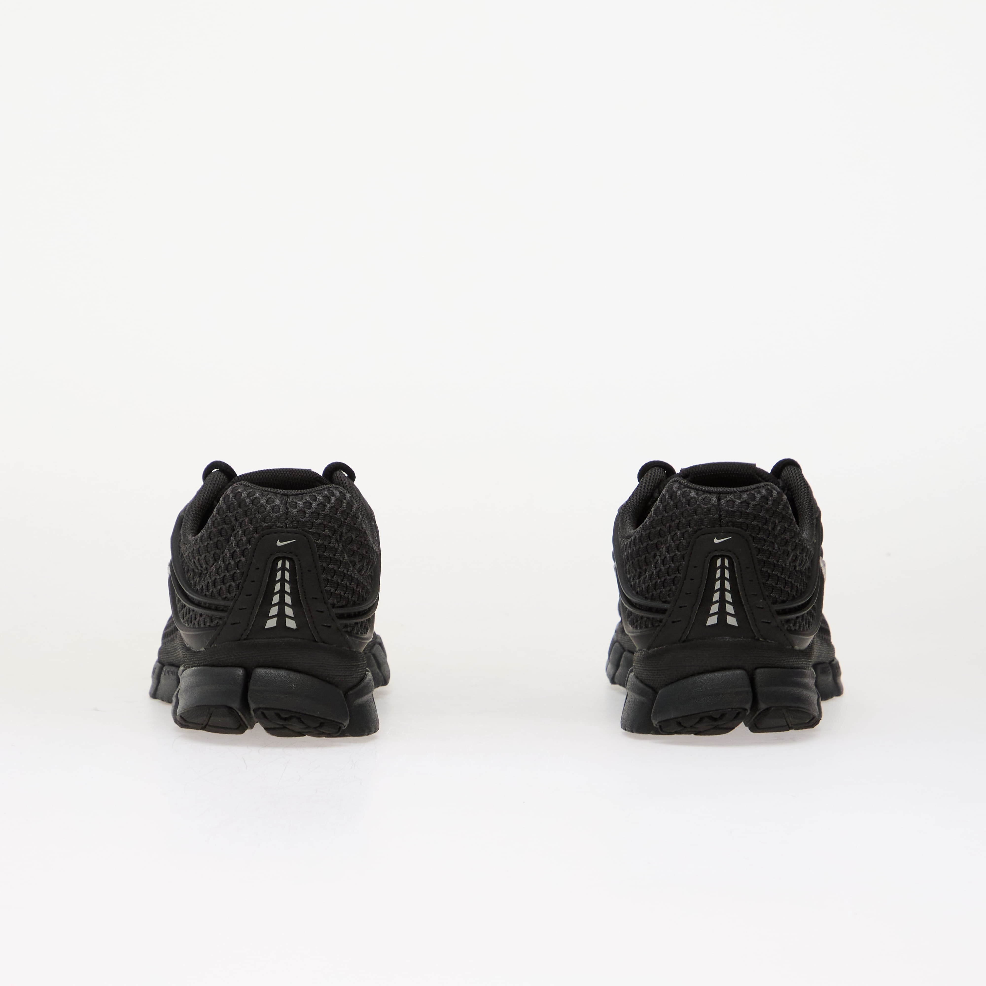 Nike Сникърси Zoom Skylon 11 Anthracite/ Black-Metallic Silver