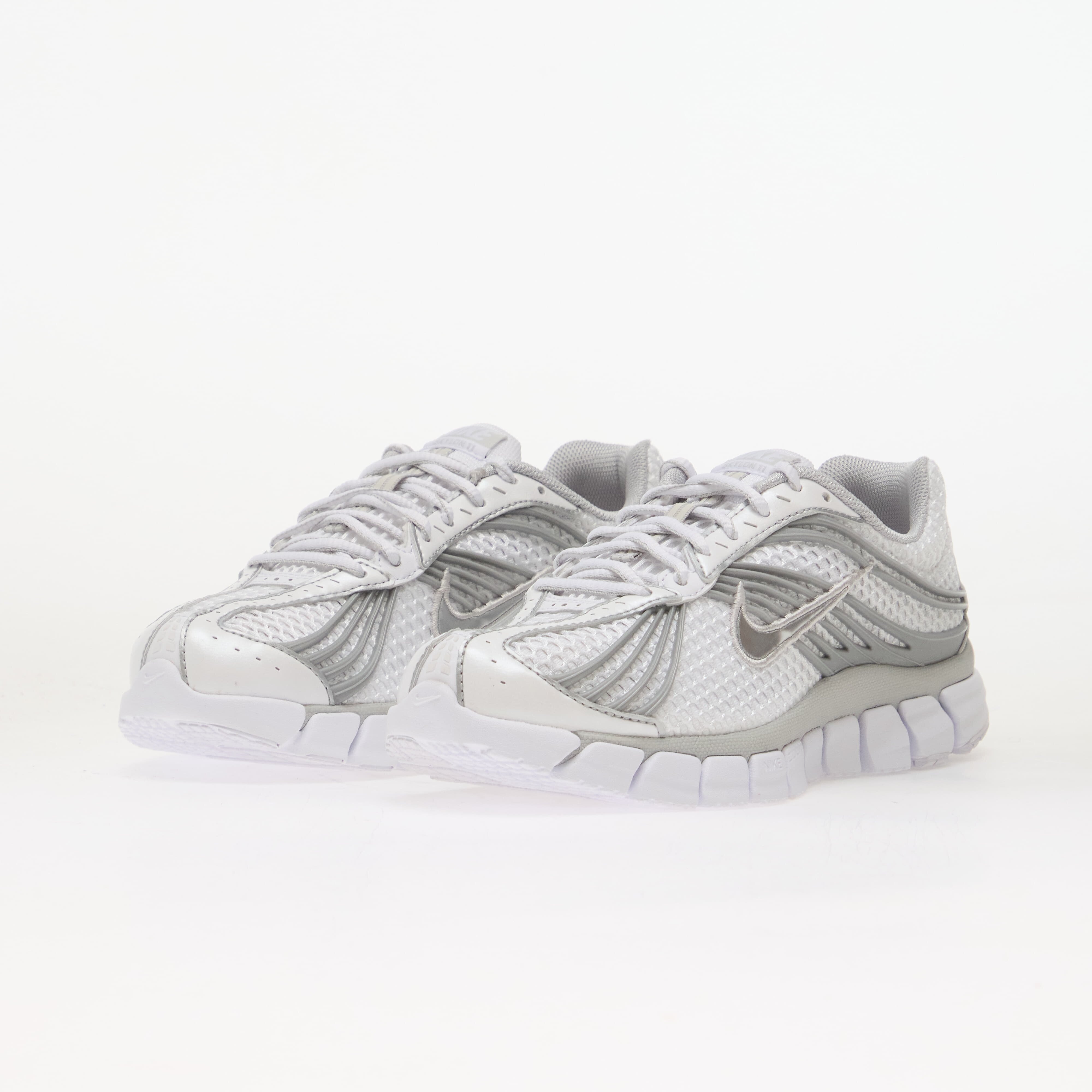 Nike Сникърси Zoom Skylon 11 White/ Metallic Silver-Grey Fog
