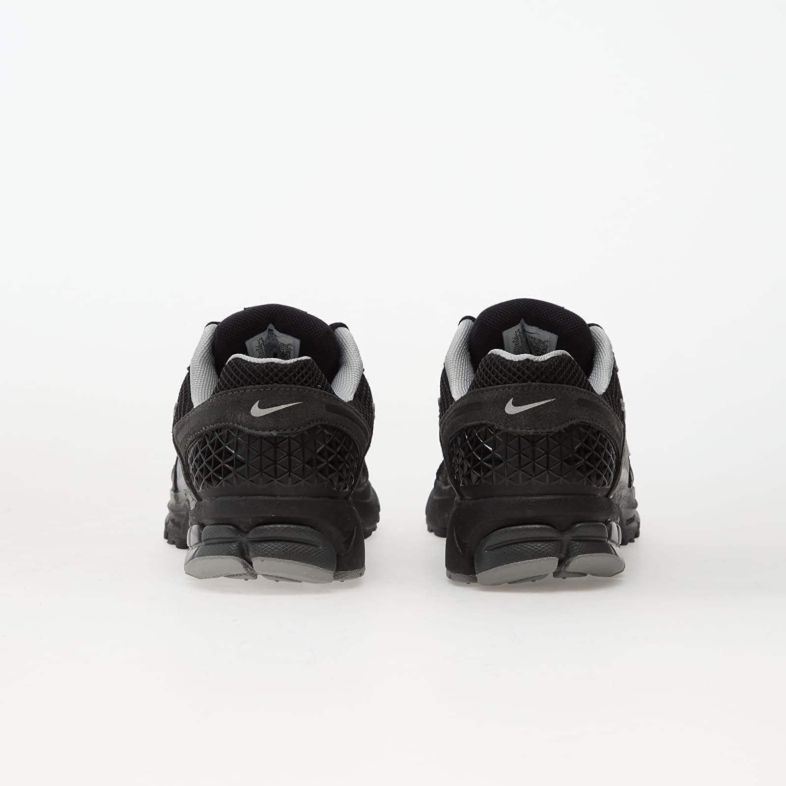 Nike Сникърси Zoom Vomero 5 Anthracite/ Black-Chrome-Flt Silver