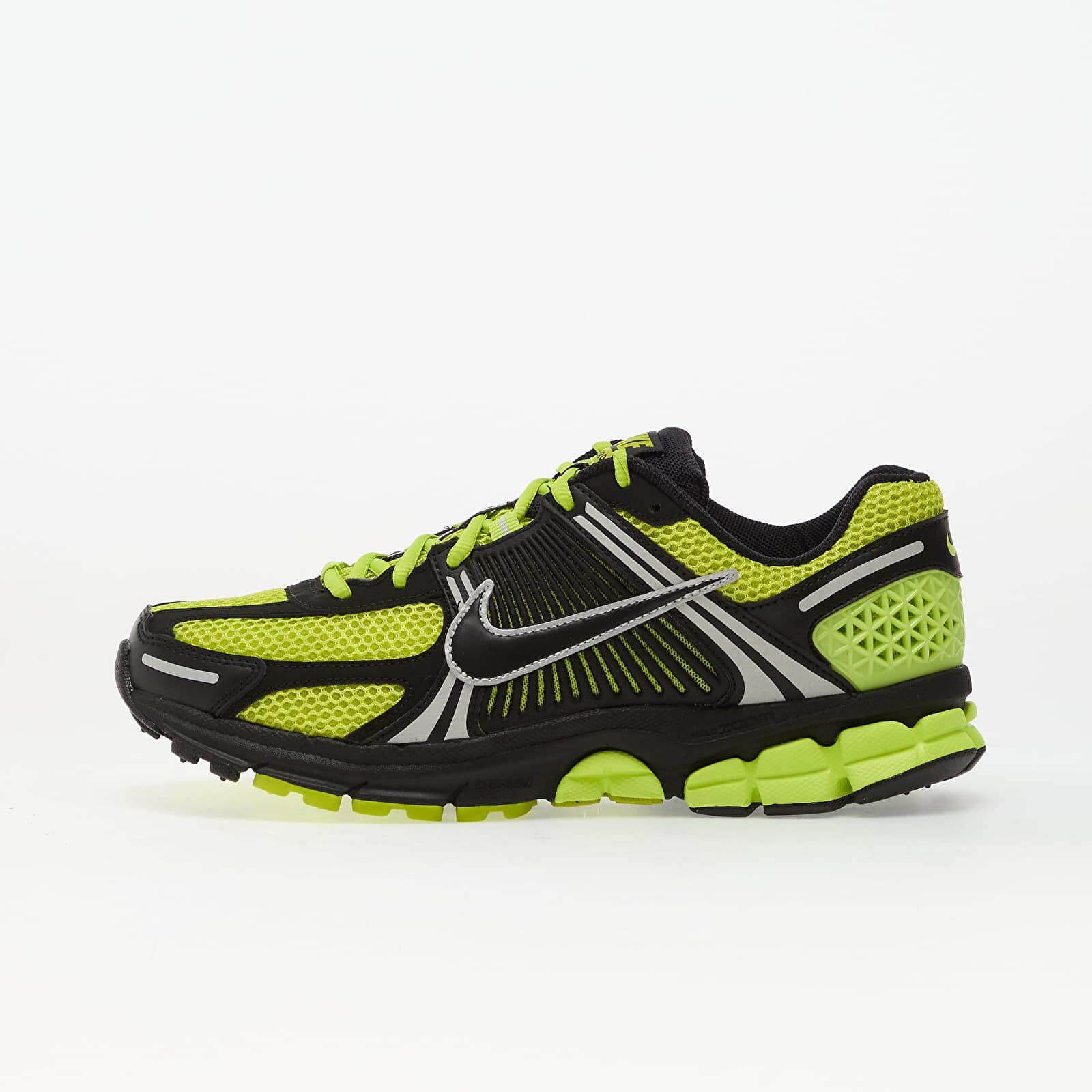 Nike Сникърси Zoom Vomero 5 Black/ Cyber-Mtlc Platinum-Bright Cactus