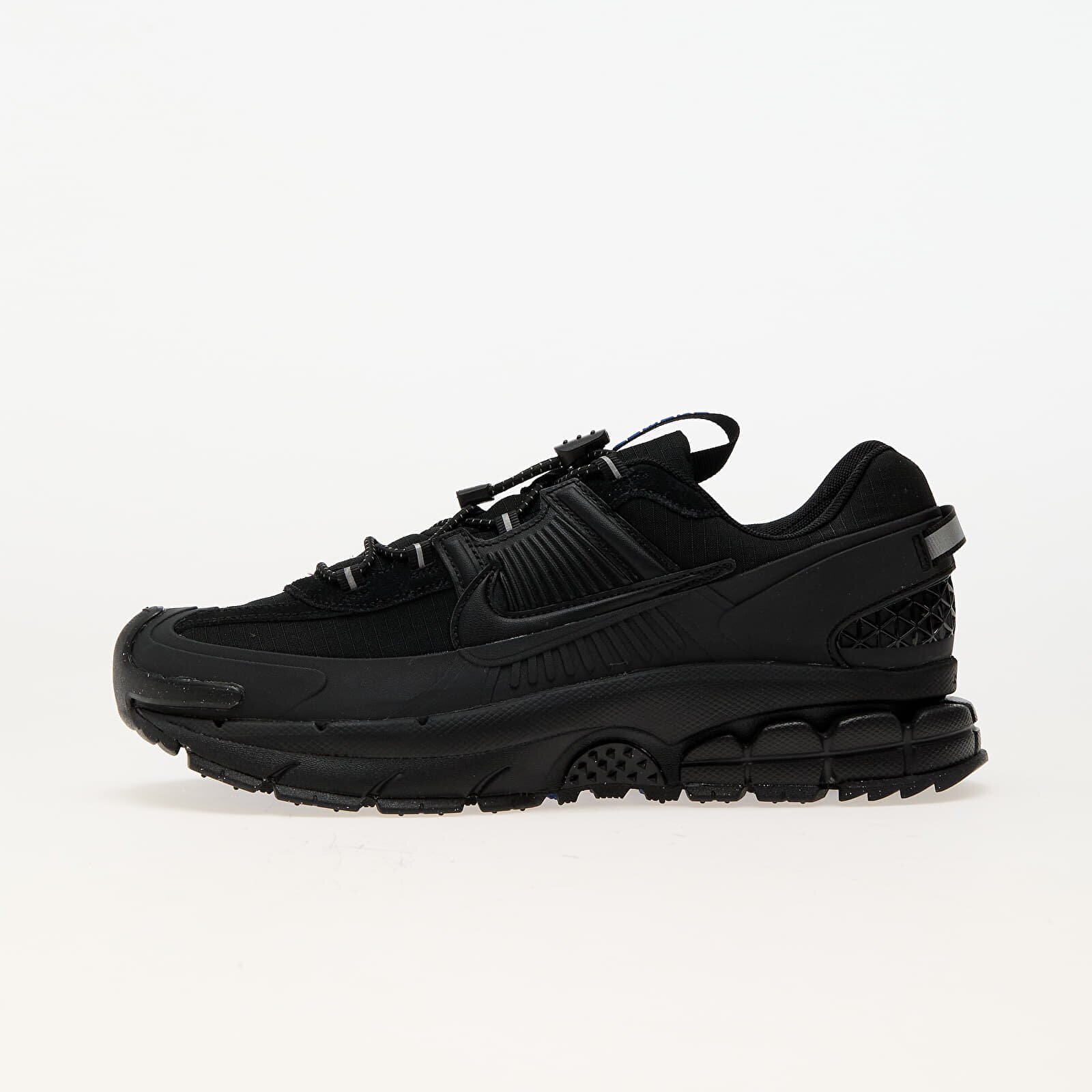 Nike Сникърси Zoom Vomero Roam Black/ Black-Black-Racer Blue