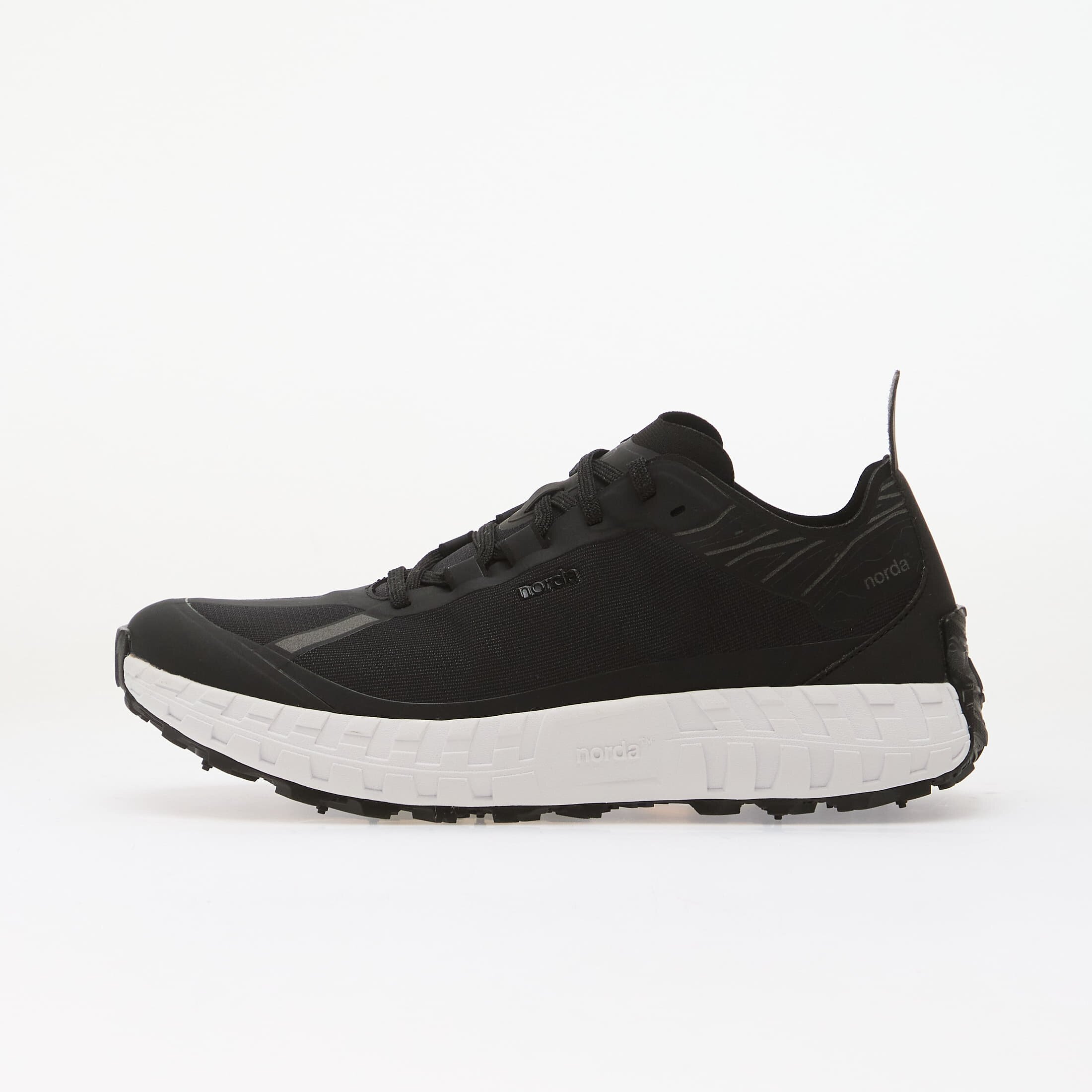 Norda Сникърси 001A Black