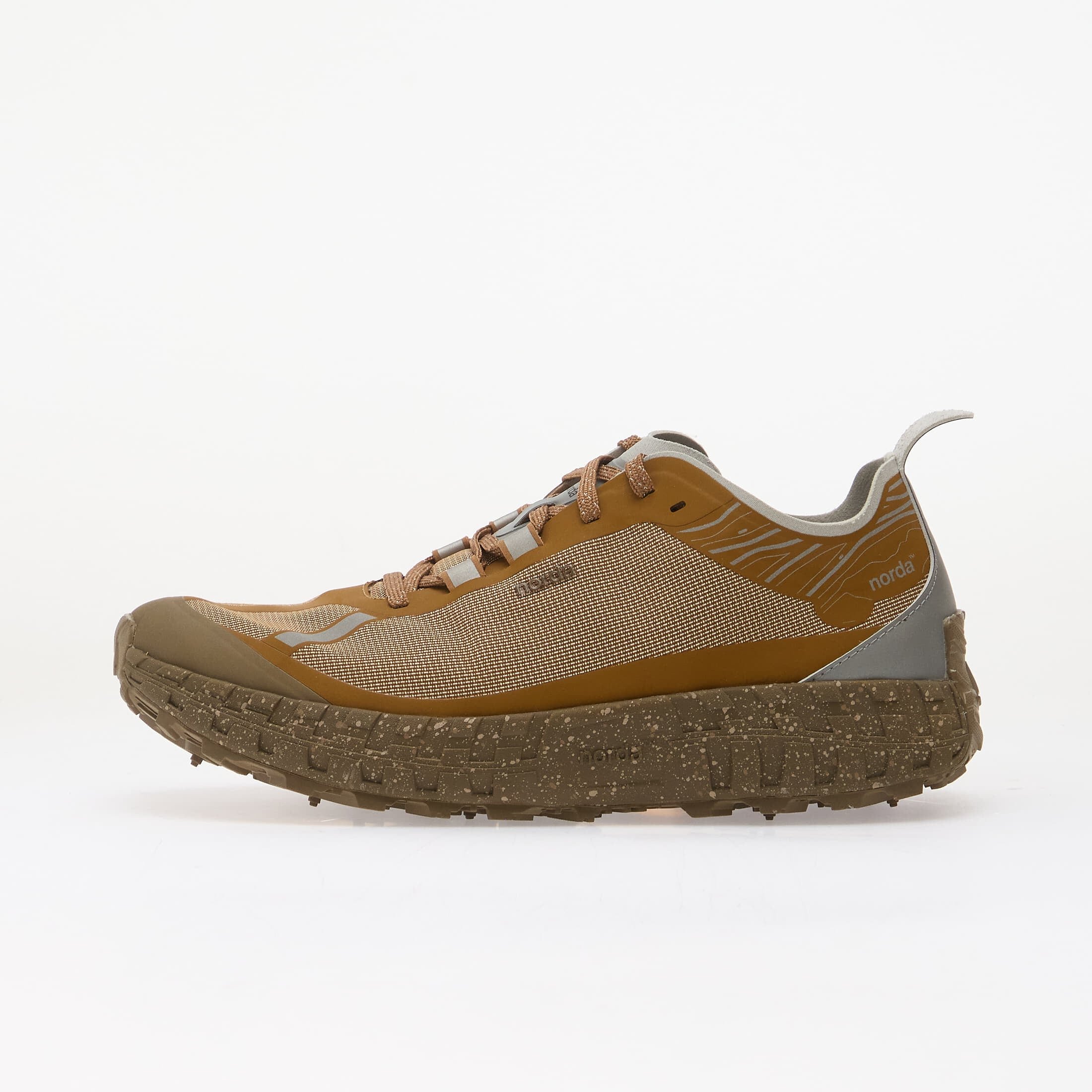 Norda Сникърси 001A Loam
