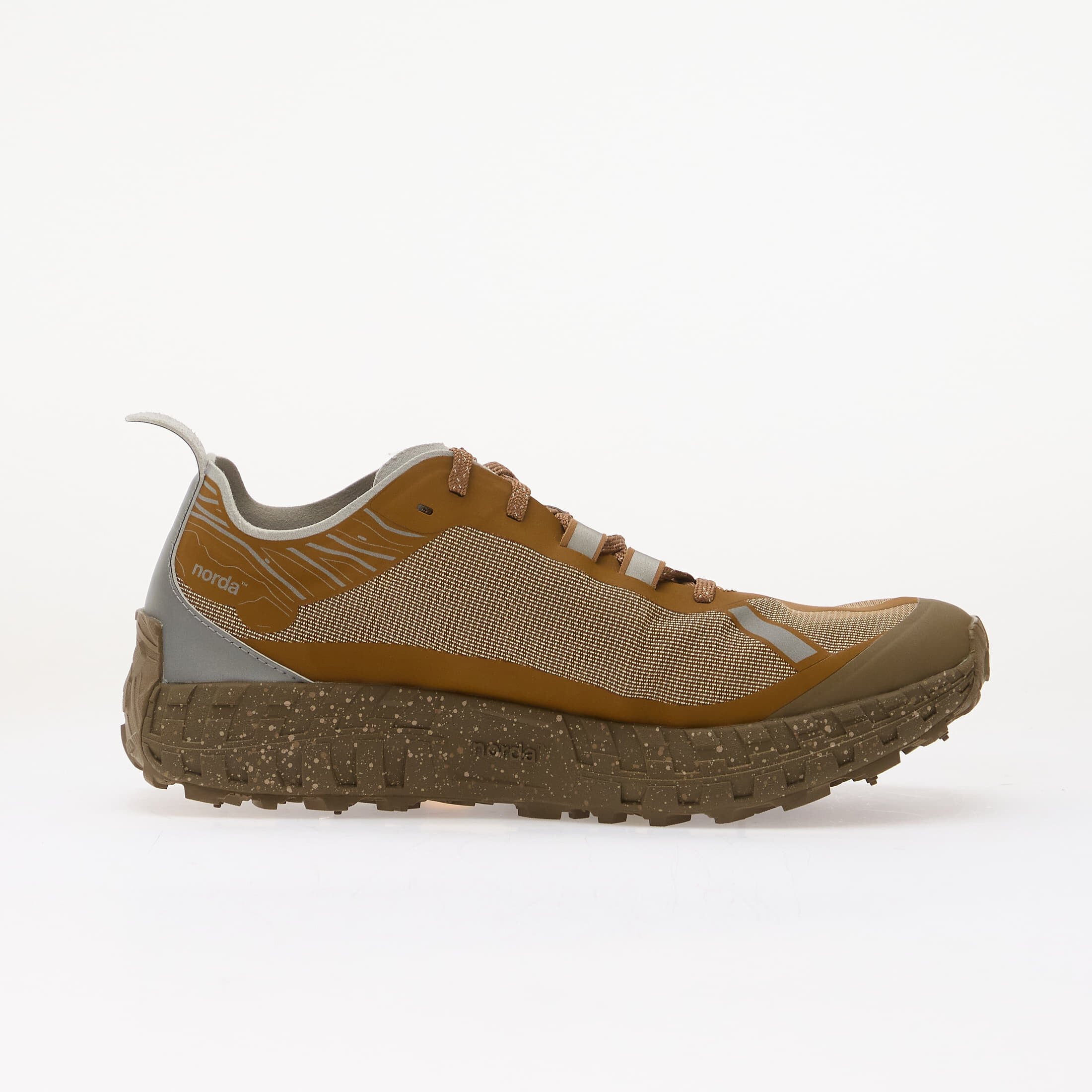 Norda Сникърси 001A Loam