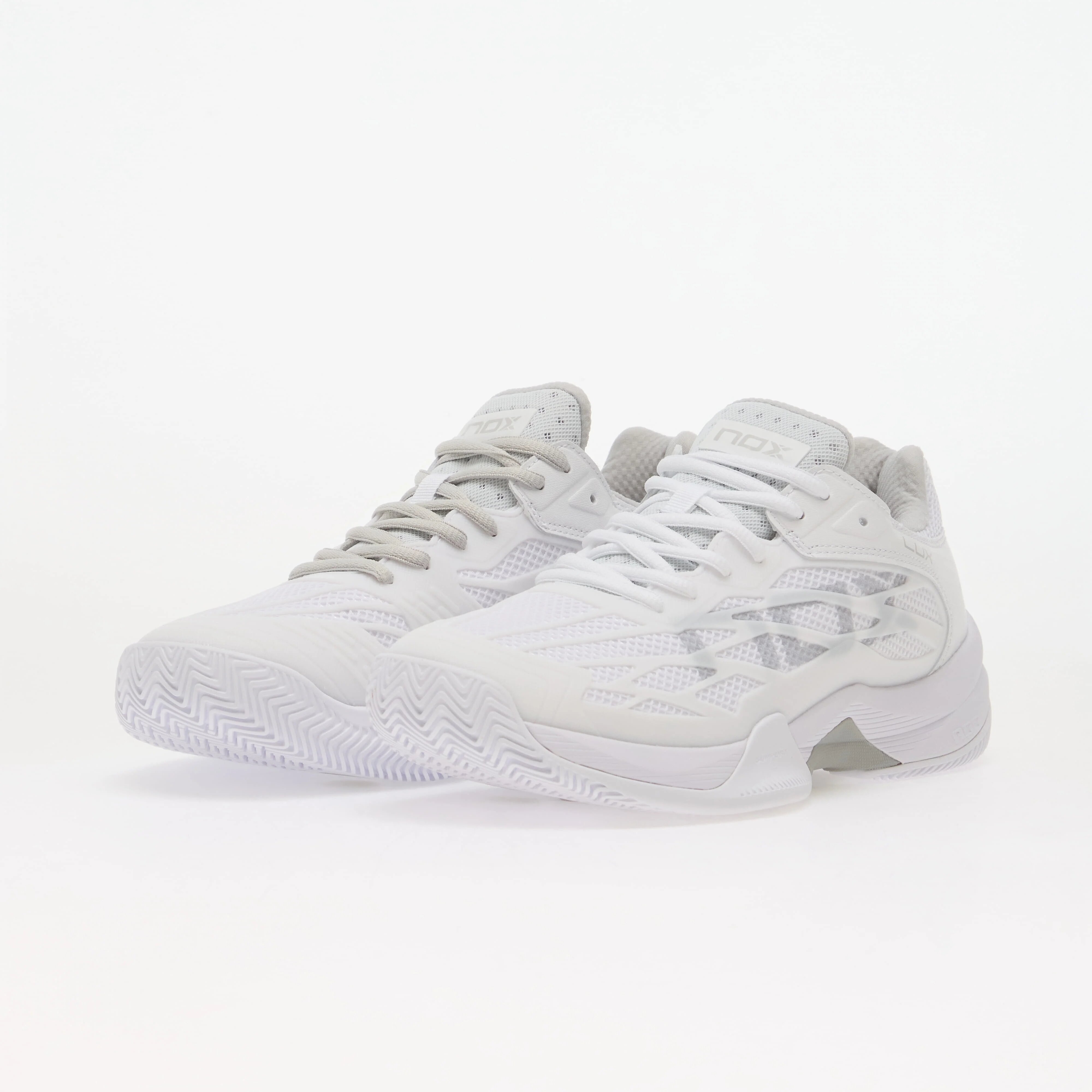 NOX Сникърси AT10 Lux White/ Grey