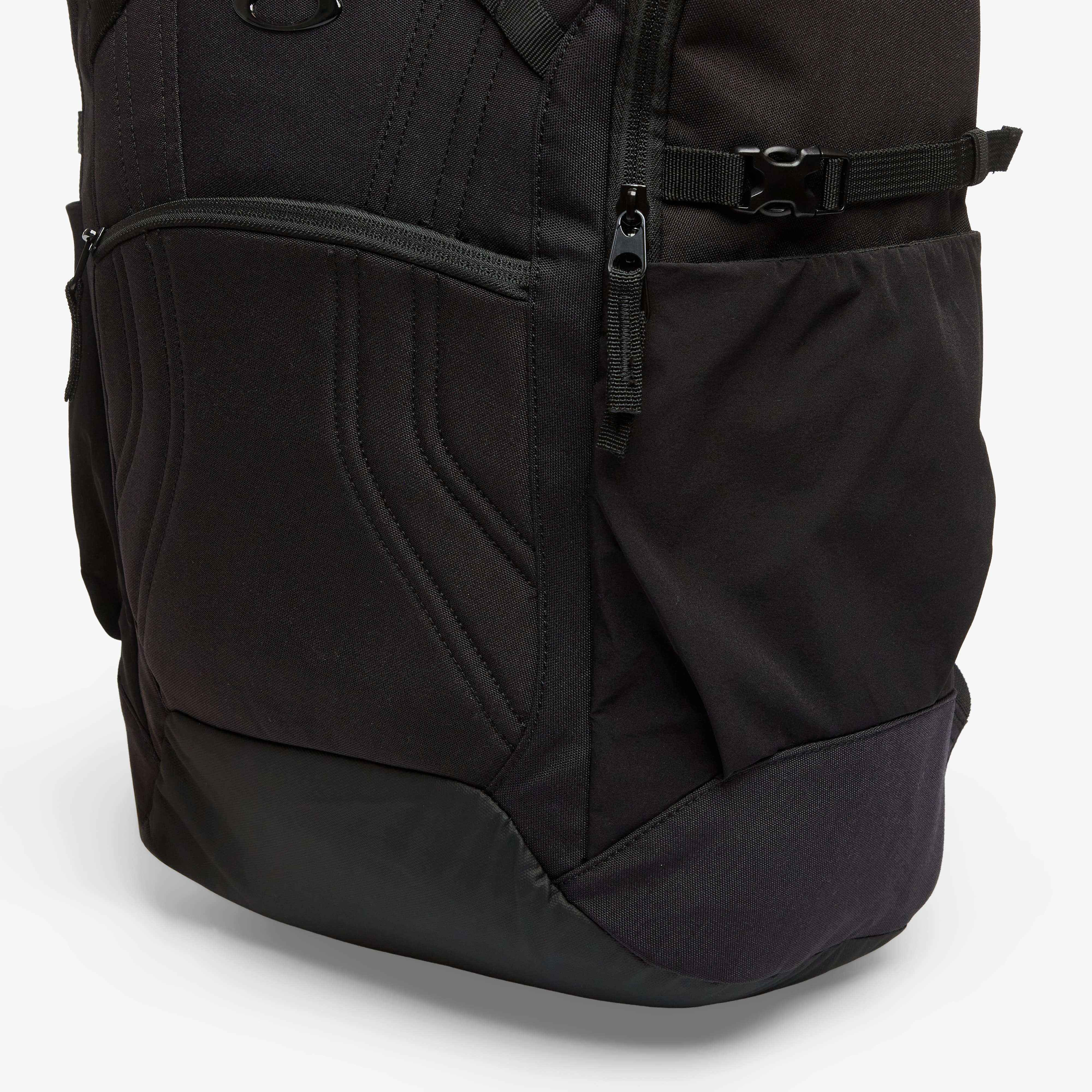 Oakley Раница Enduro 25L Backpack Pitch Black