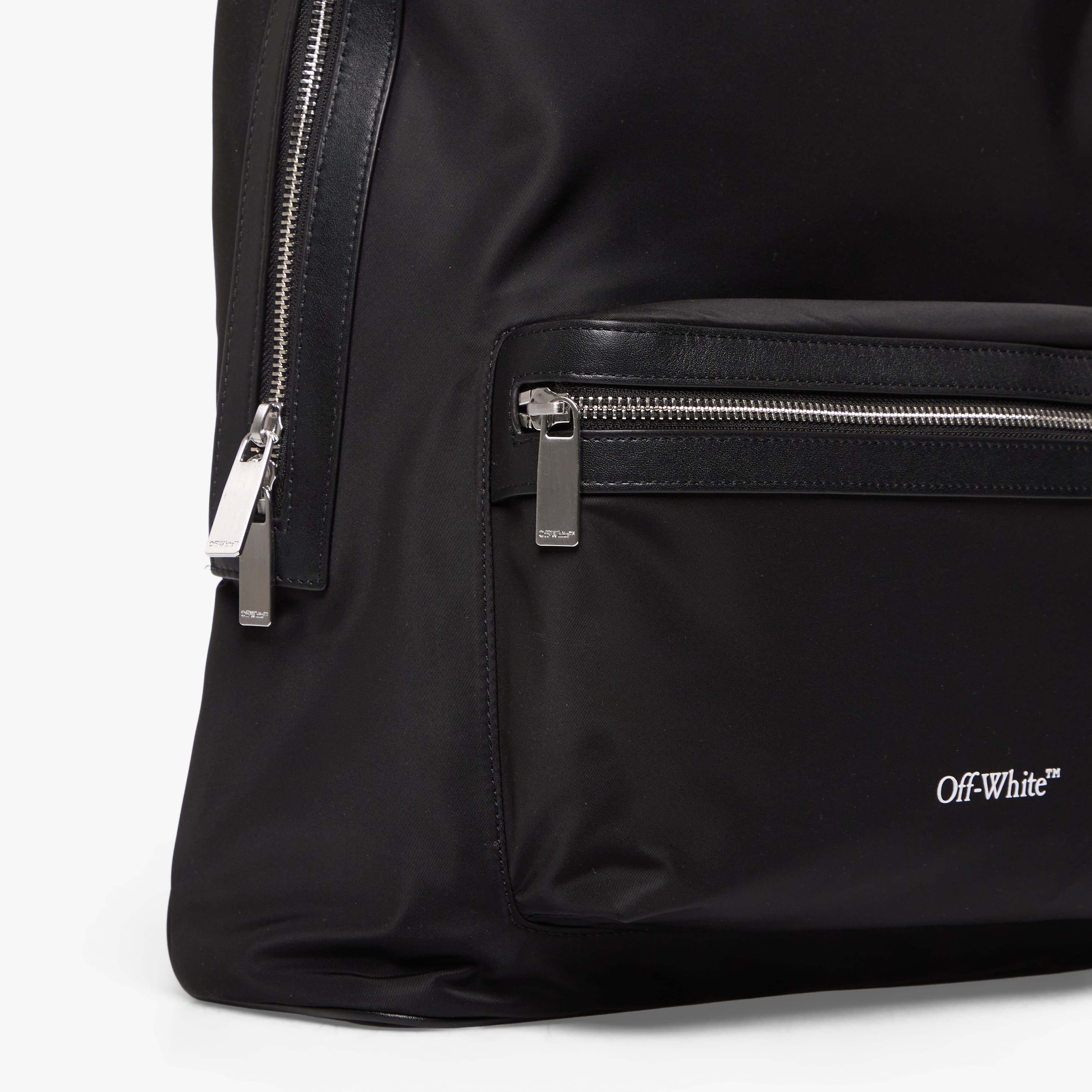 Off-White Раница Core Round Backpack Black/ No Color