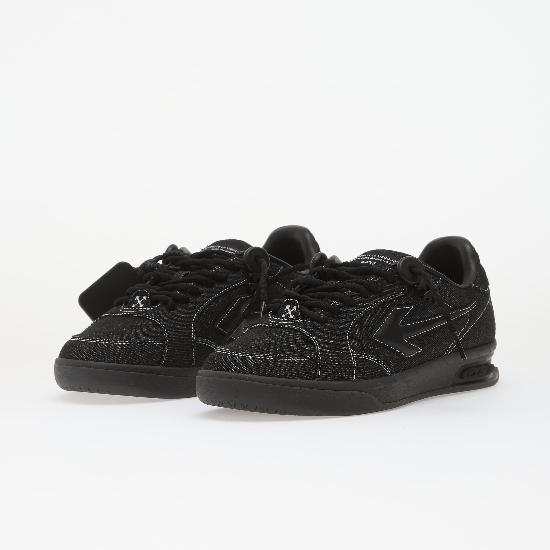 Off-White Сникърси M-Denim End Of Play-001 Black/ White