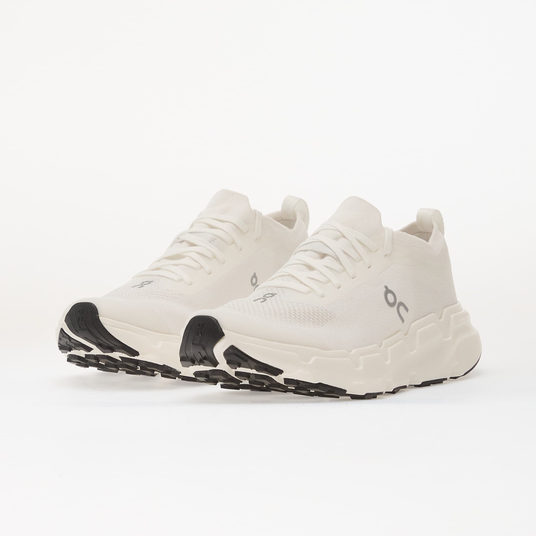 On Cloudsoma White/ White
