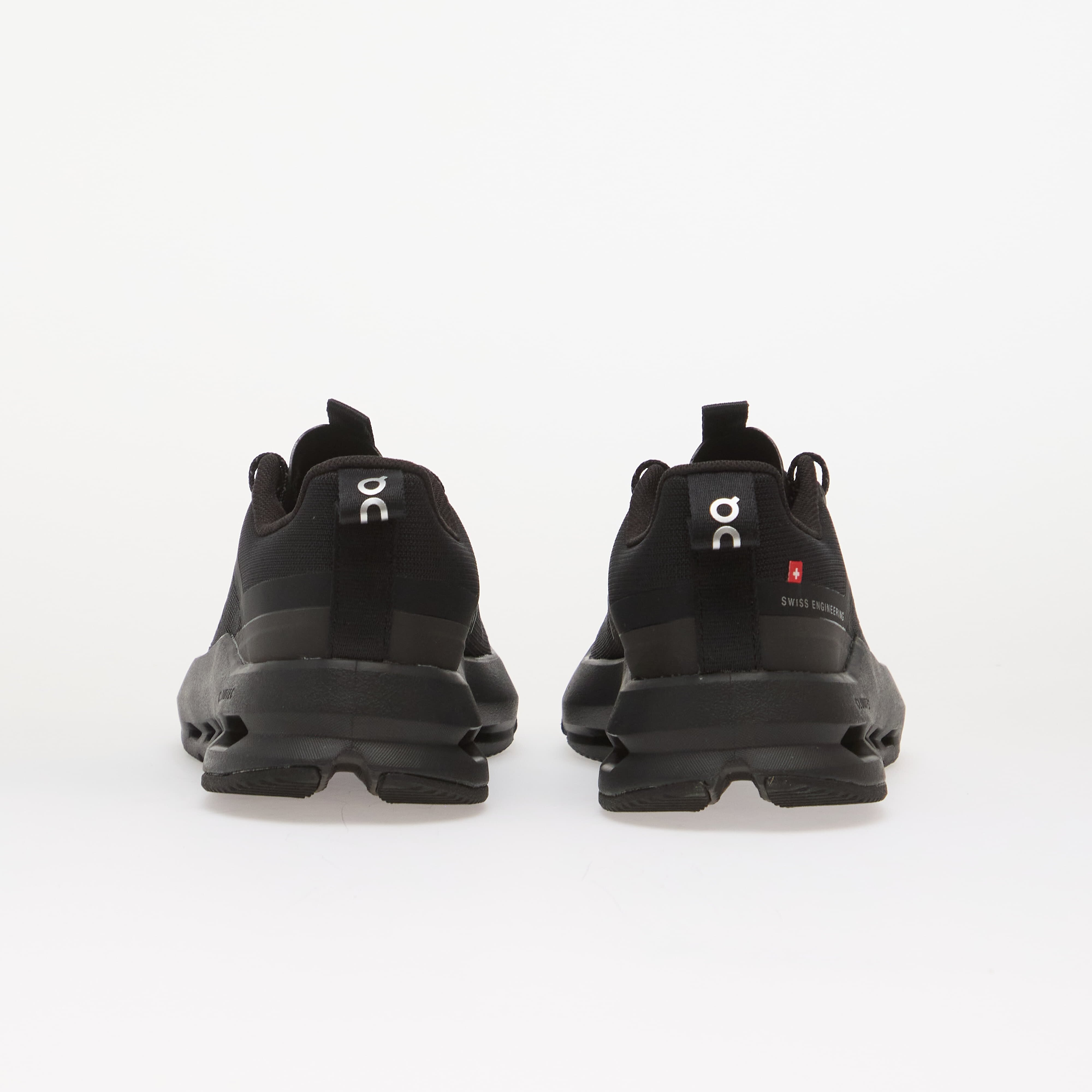 On K Cloudnova Youth Black/ Eclipse