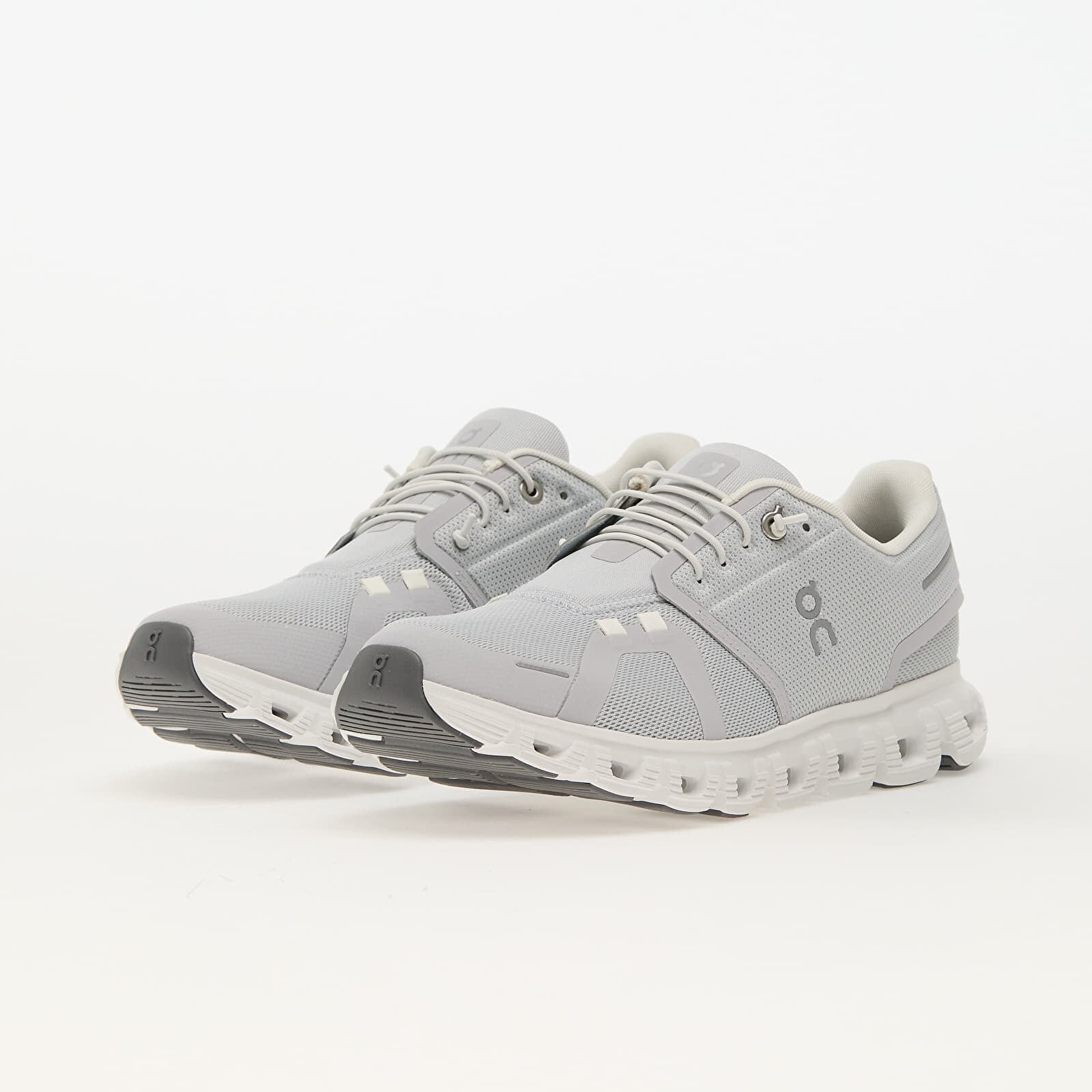 On Обувки M Cloud 6 Glacier/ White