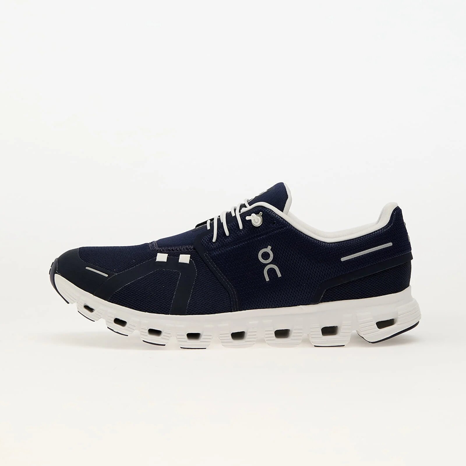 On Обувки M Cloud 6 Midnight/ White