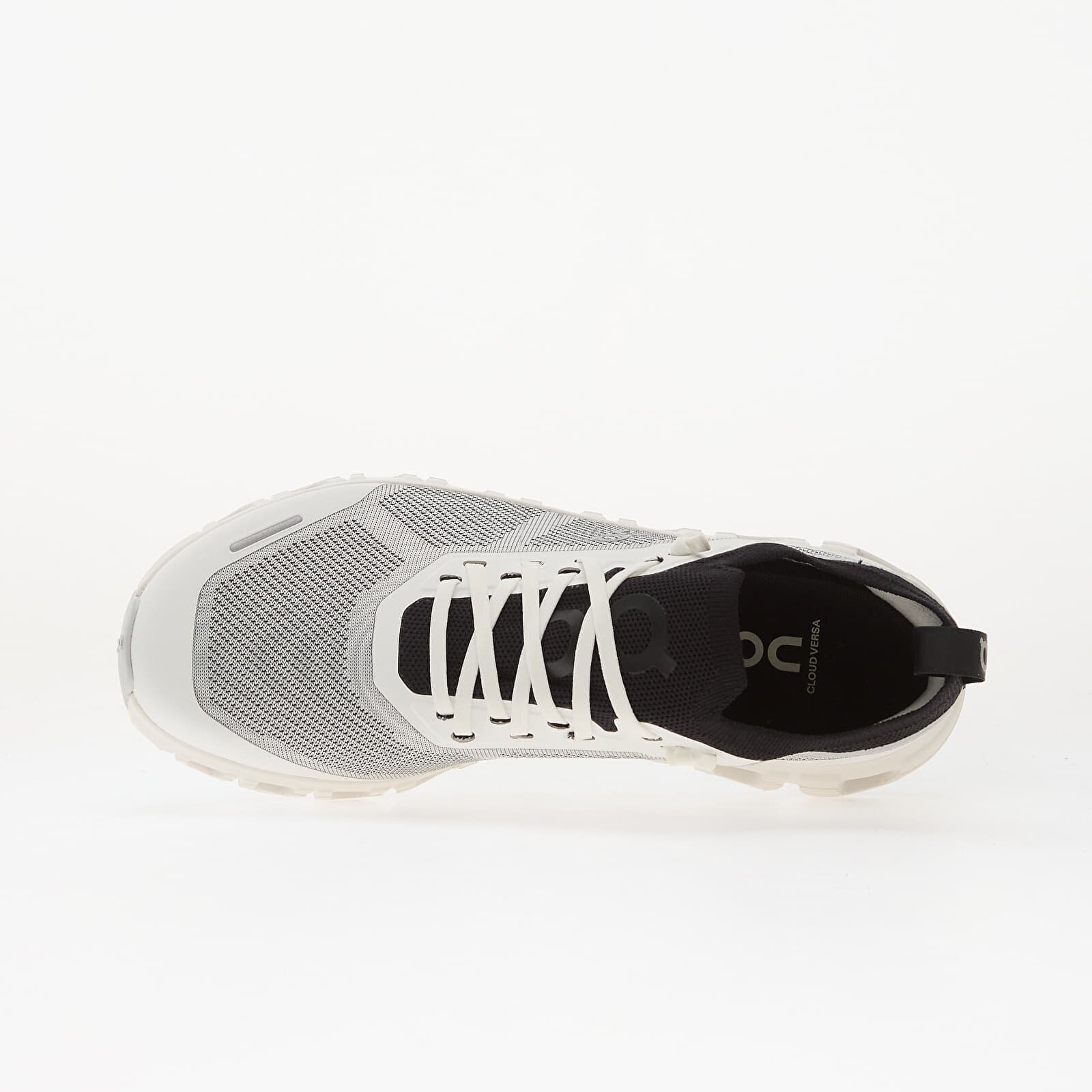 On Обувки M Cloud 6 Versa White/ Black