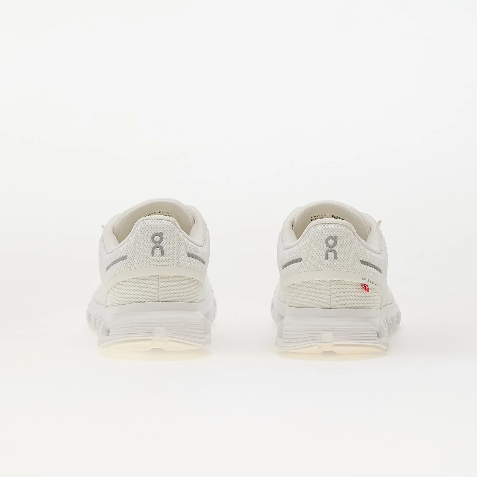 On Обувки M Cloud 6 White/ White