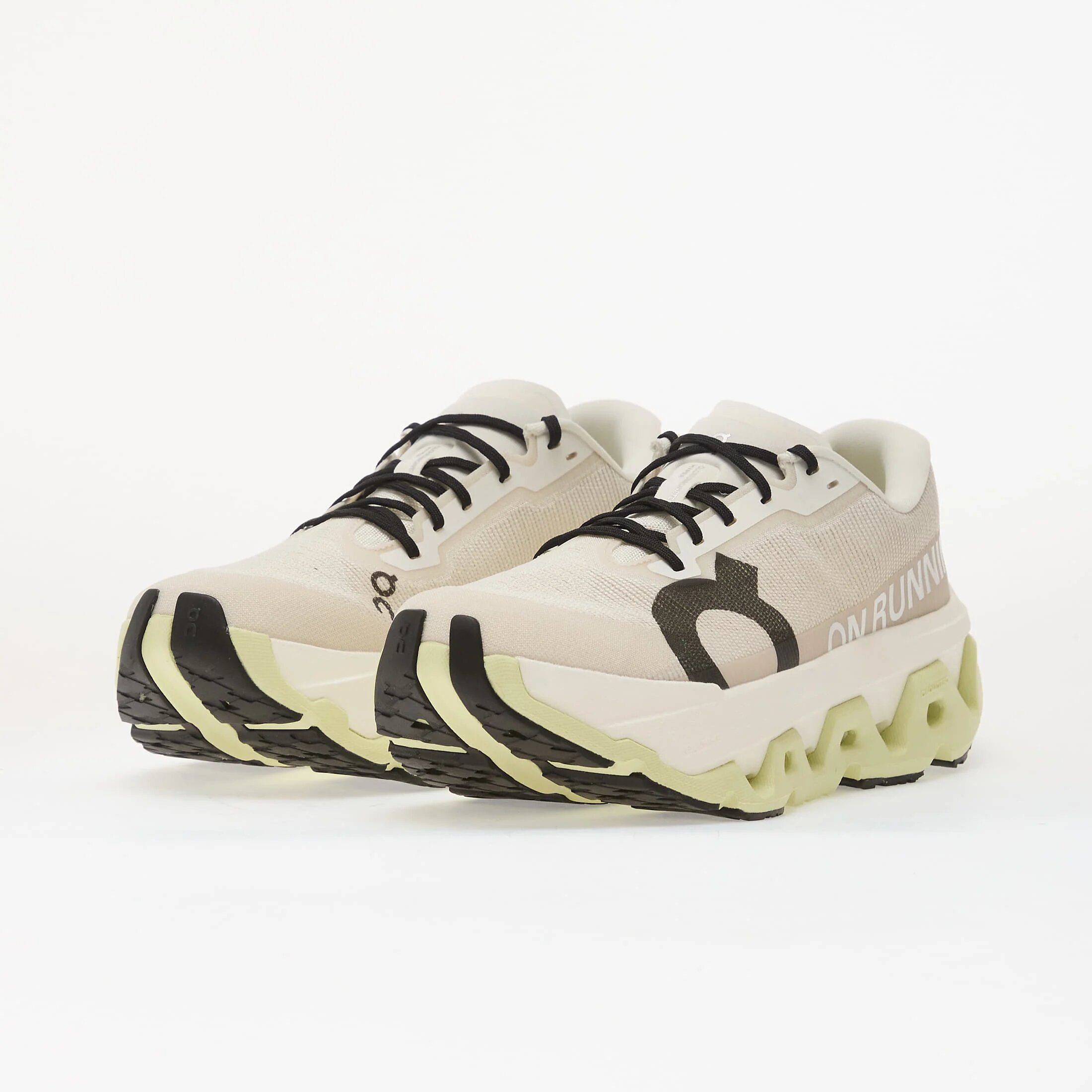 On Обувки M Cloudmster 3 Hyper Ivory/ Linen